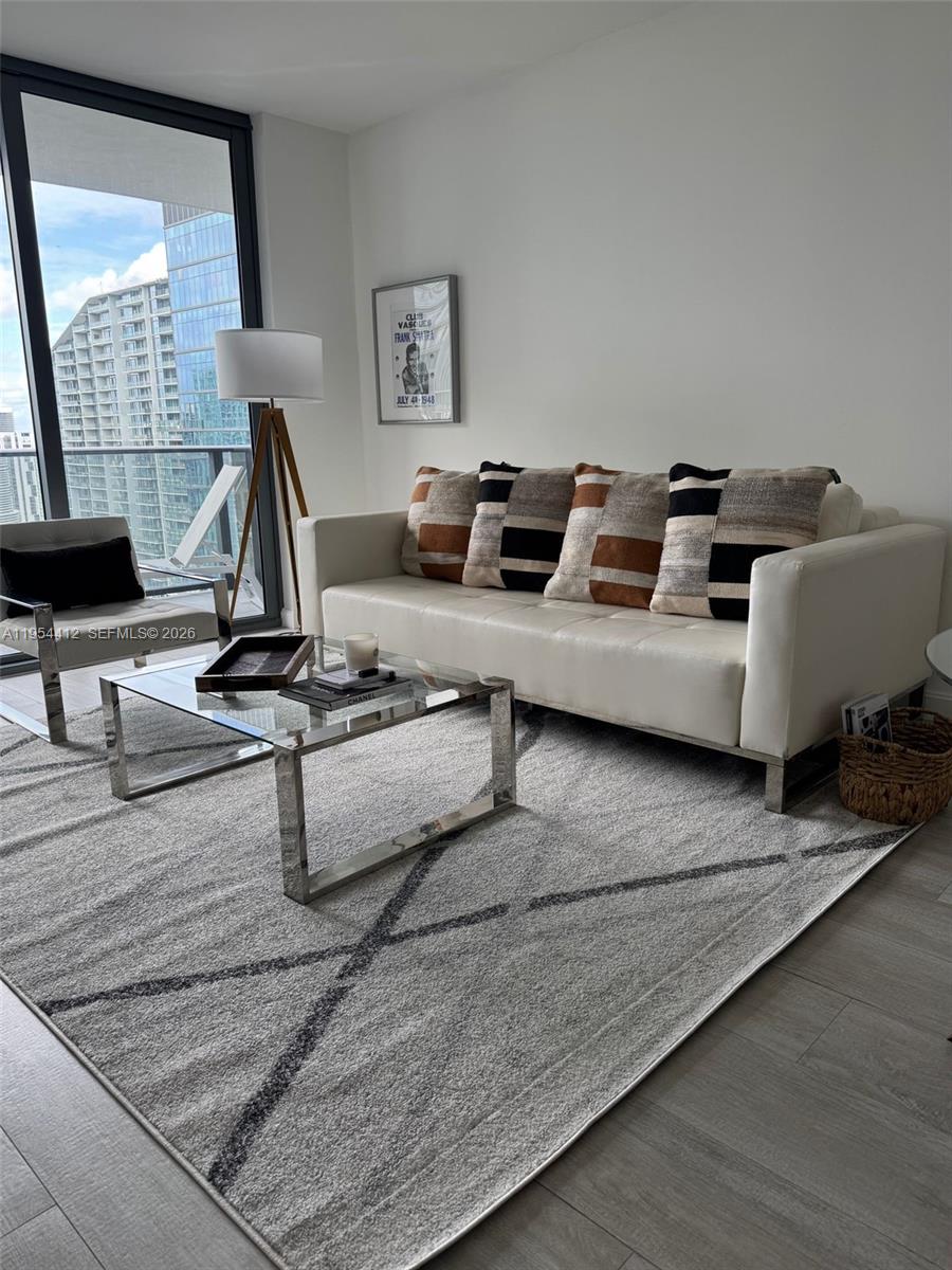 image Brickell Heights East8