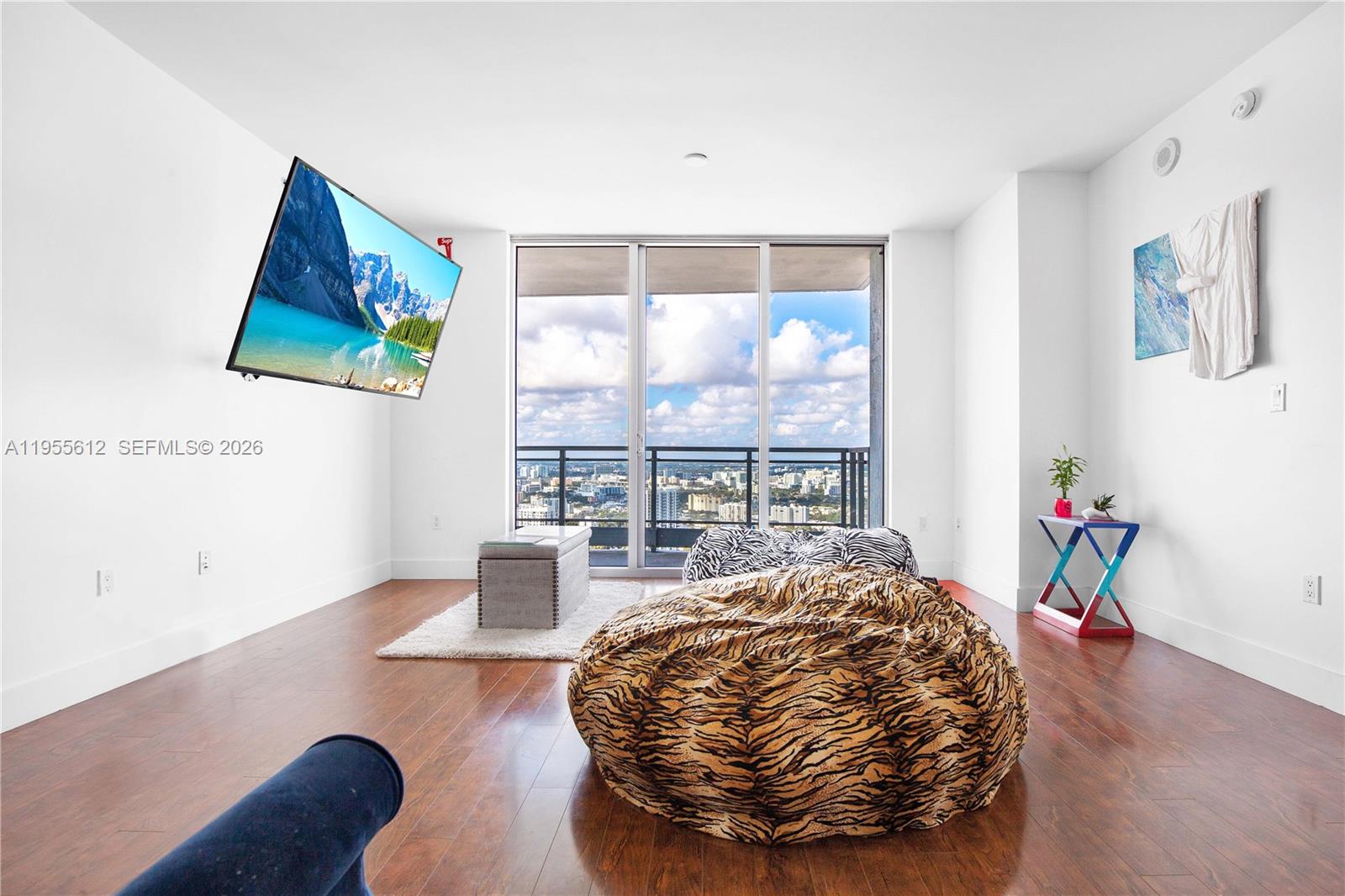 image The Ivy at Riverfront1