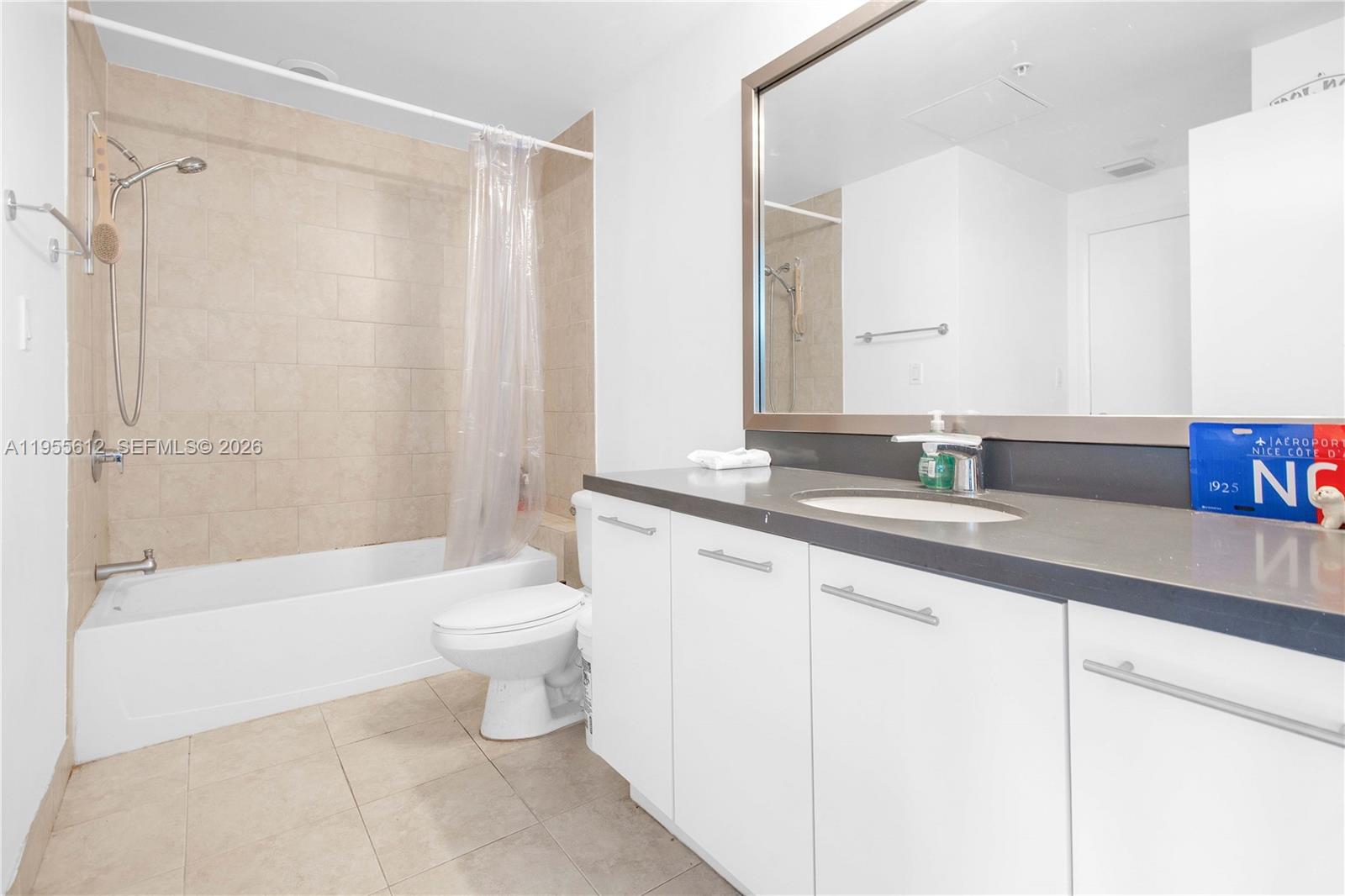 image The Ivy at Riverfront21