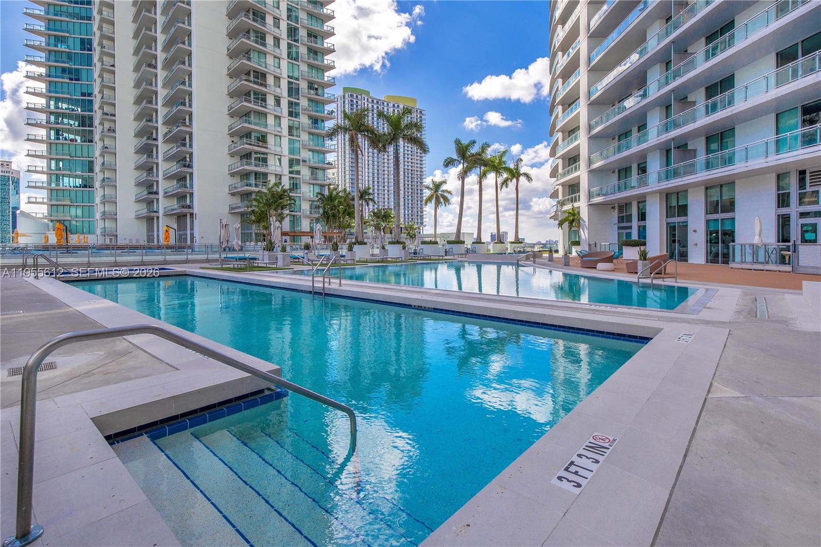 image The Ivy at Riverfront24