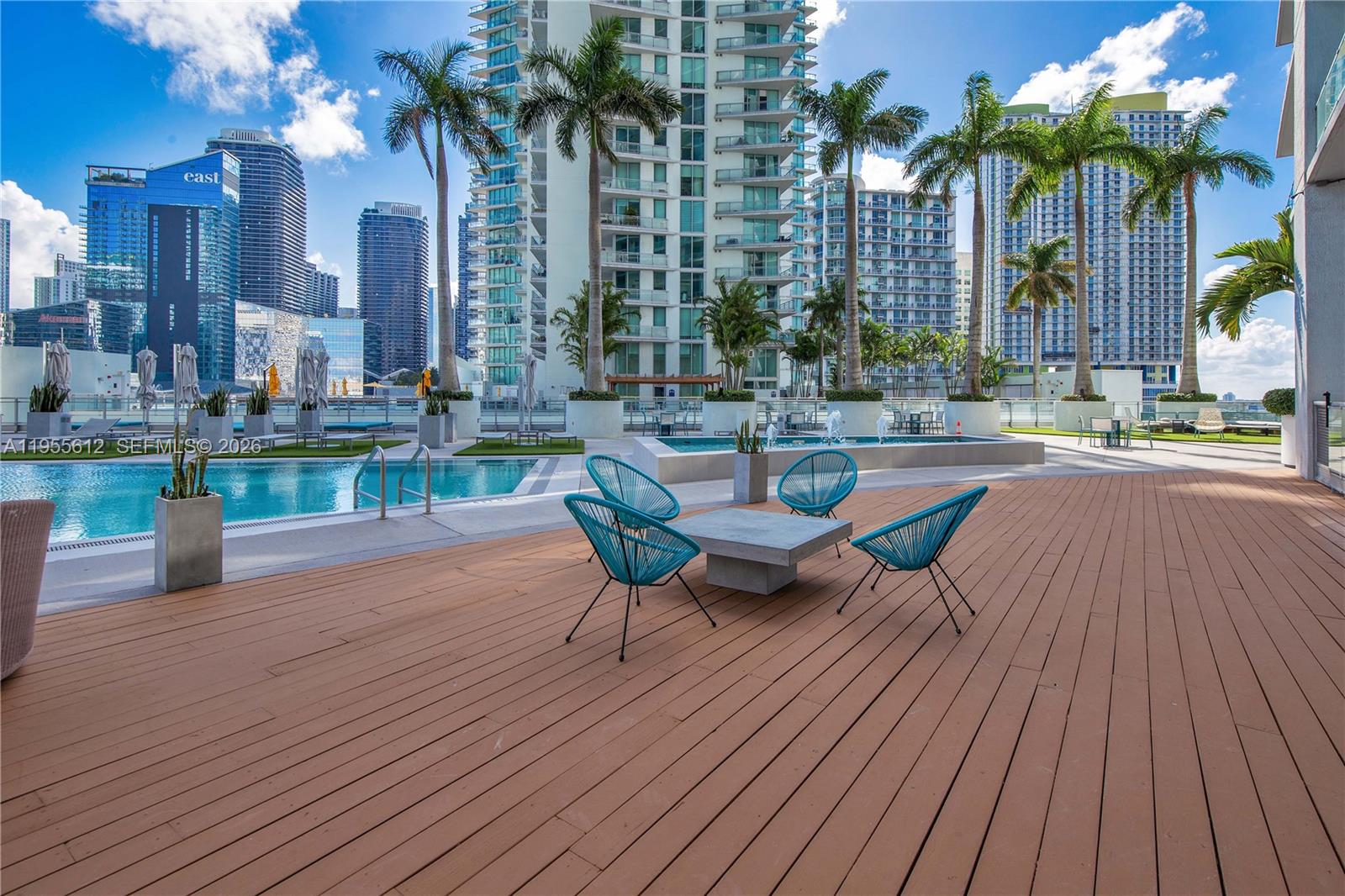 image The Ivy at Riverfront29