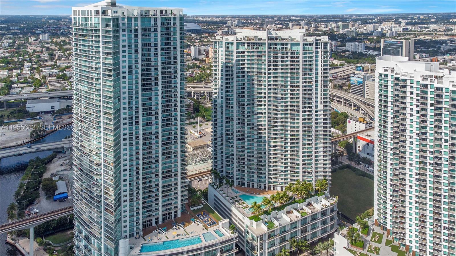 image The Ivy at Riverfront38