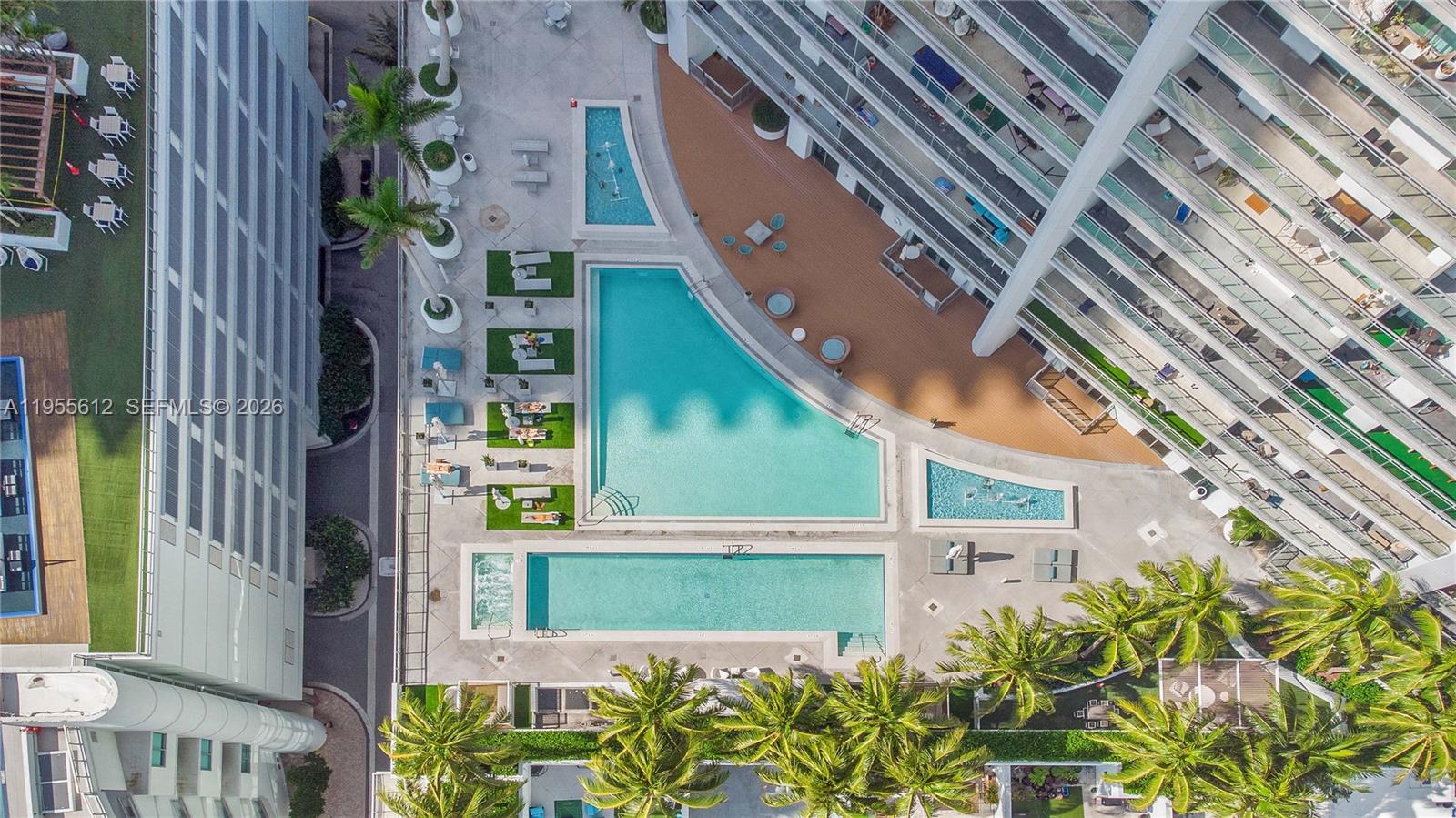 image The Ivy at Riverfront40