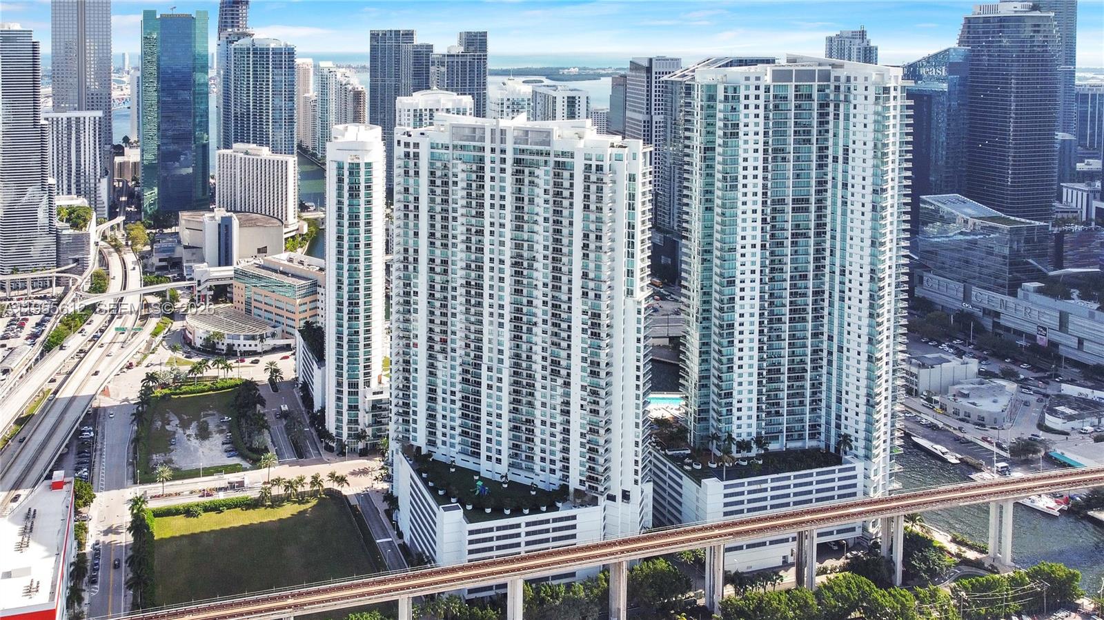 image The Ivy at Riverfront41