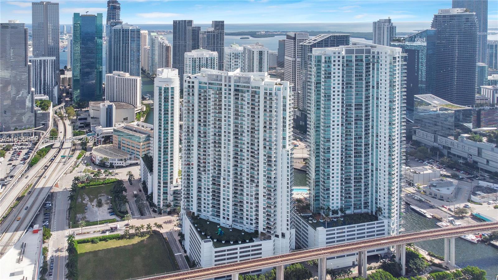 image The Ivy at Riverfront44