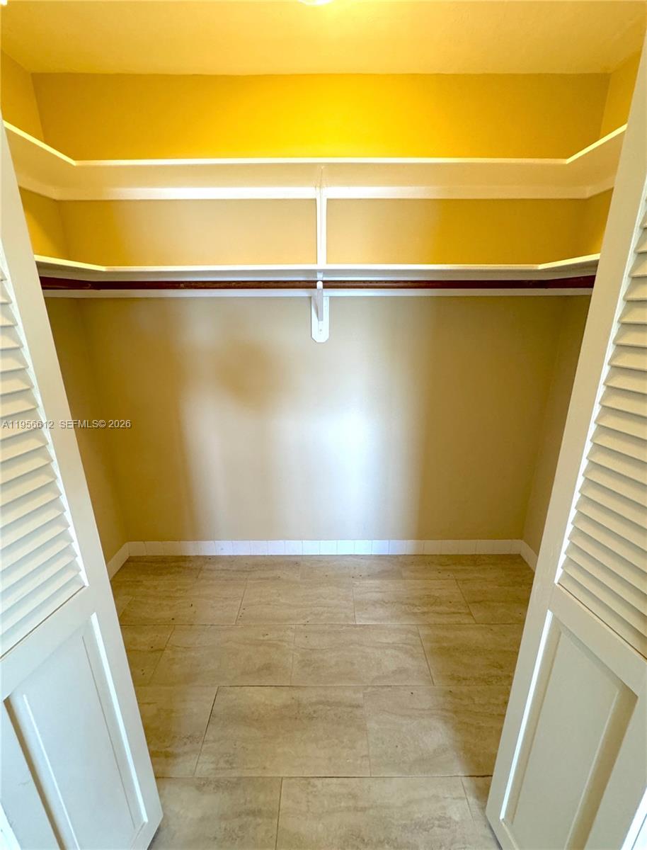 2800 NE 28th St #14 Lighthouse Point, FL 33064