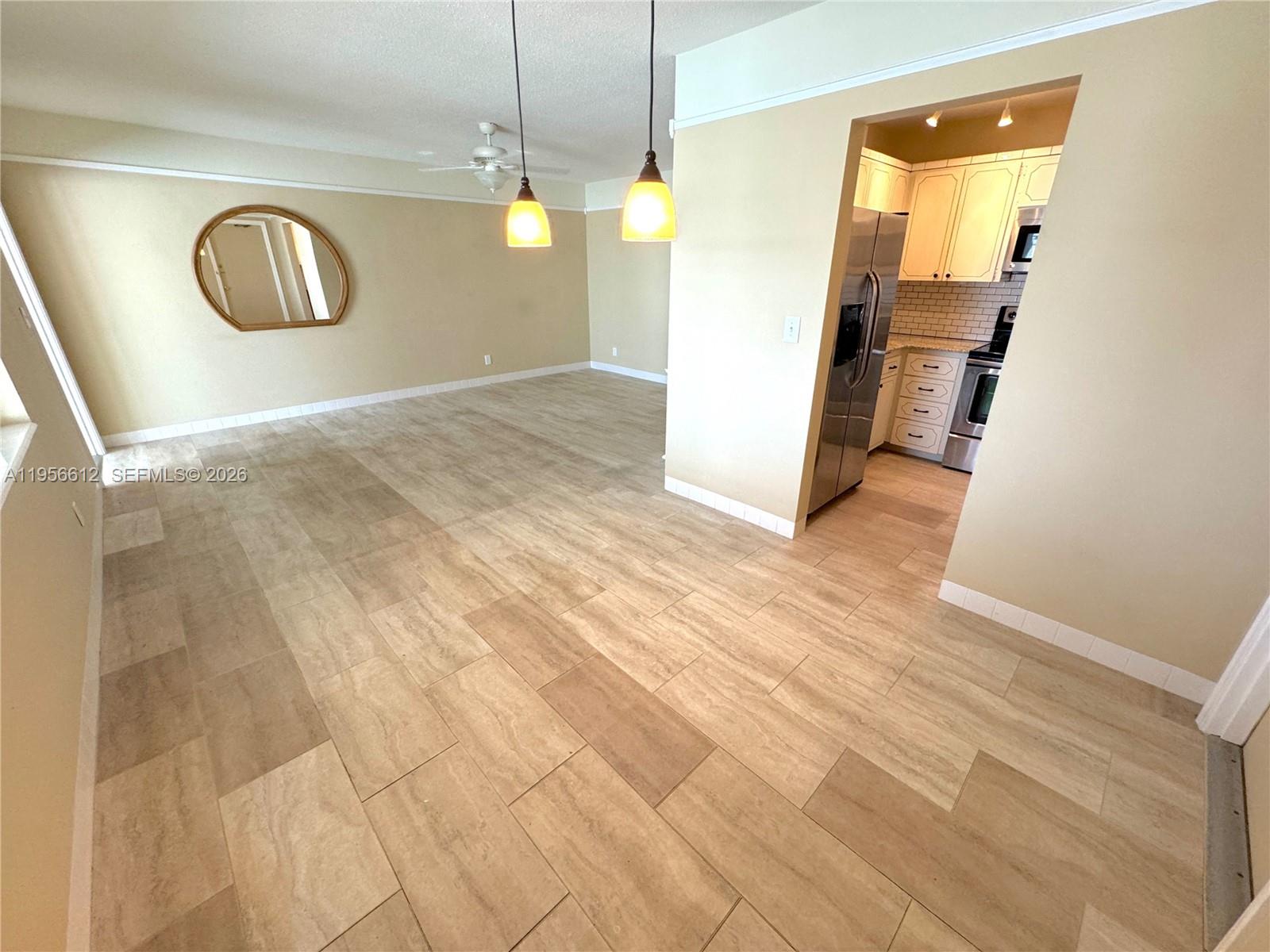 2800 NE 28th St #14 Lighthouse Point, FL 33064