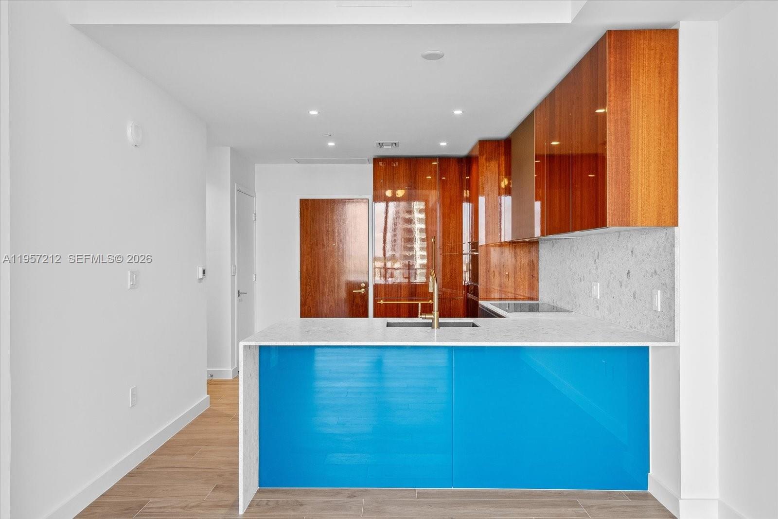 image Mr C Residence15