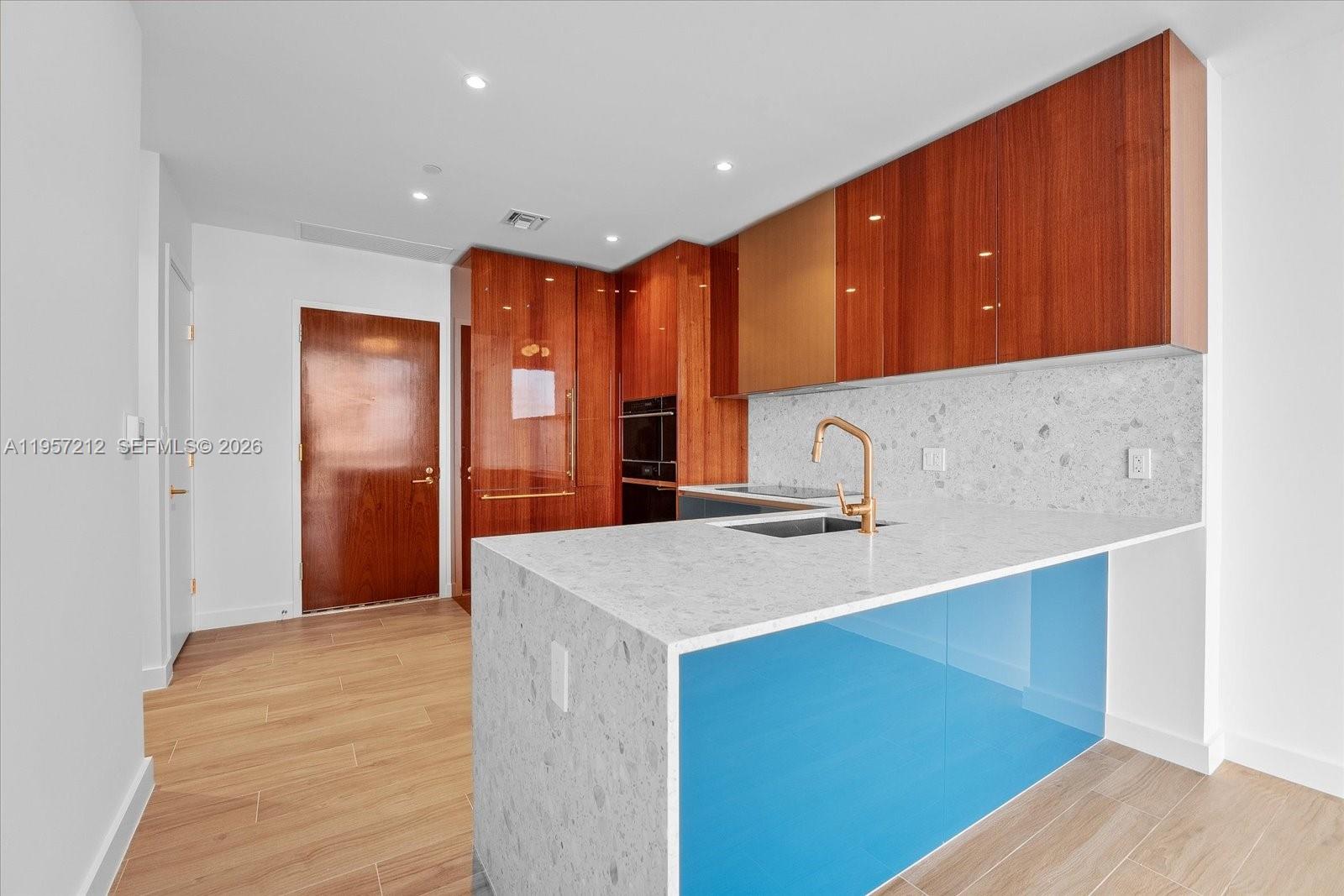 image Mr C Residence4