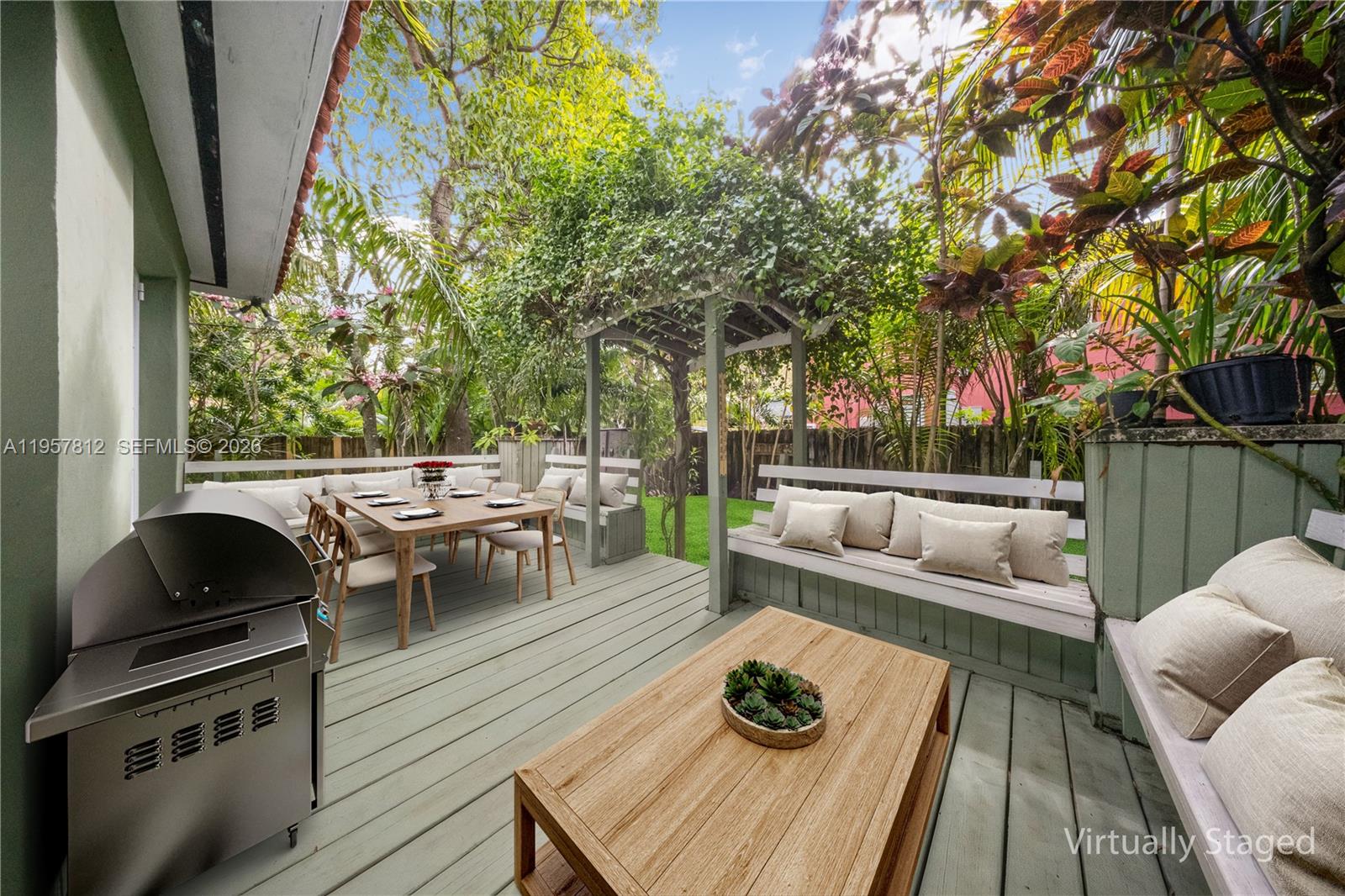 670 NE 56th St Miami, FL 33137