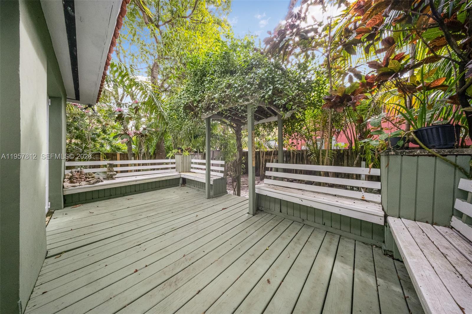 670 NE 56th St Miami, FL 33137