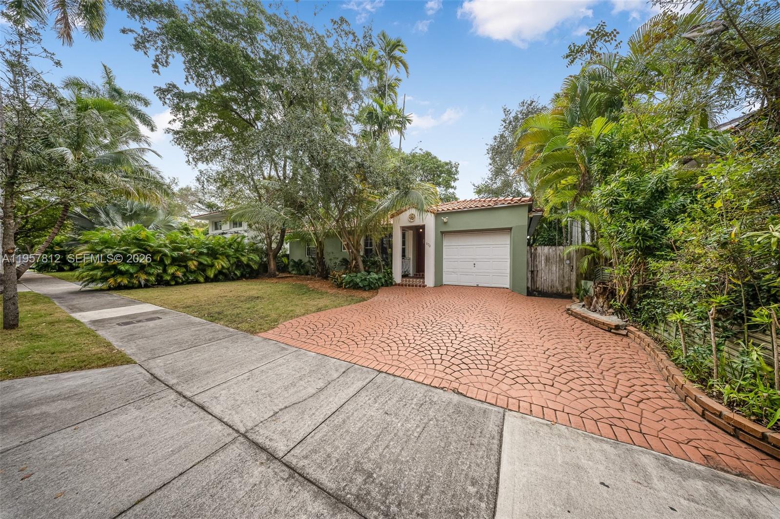 670 NE 56th St Miami, FL 33137