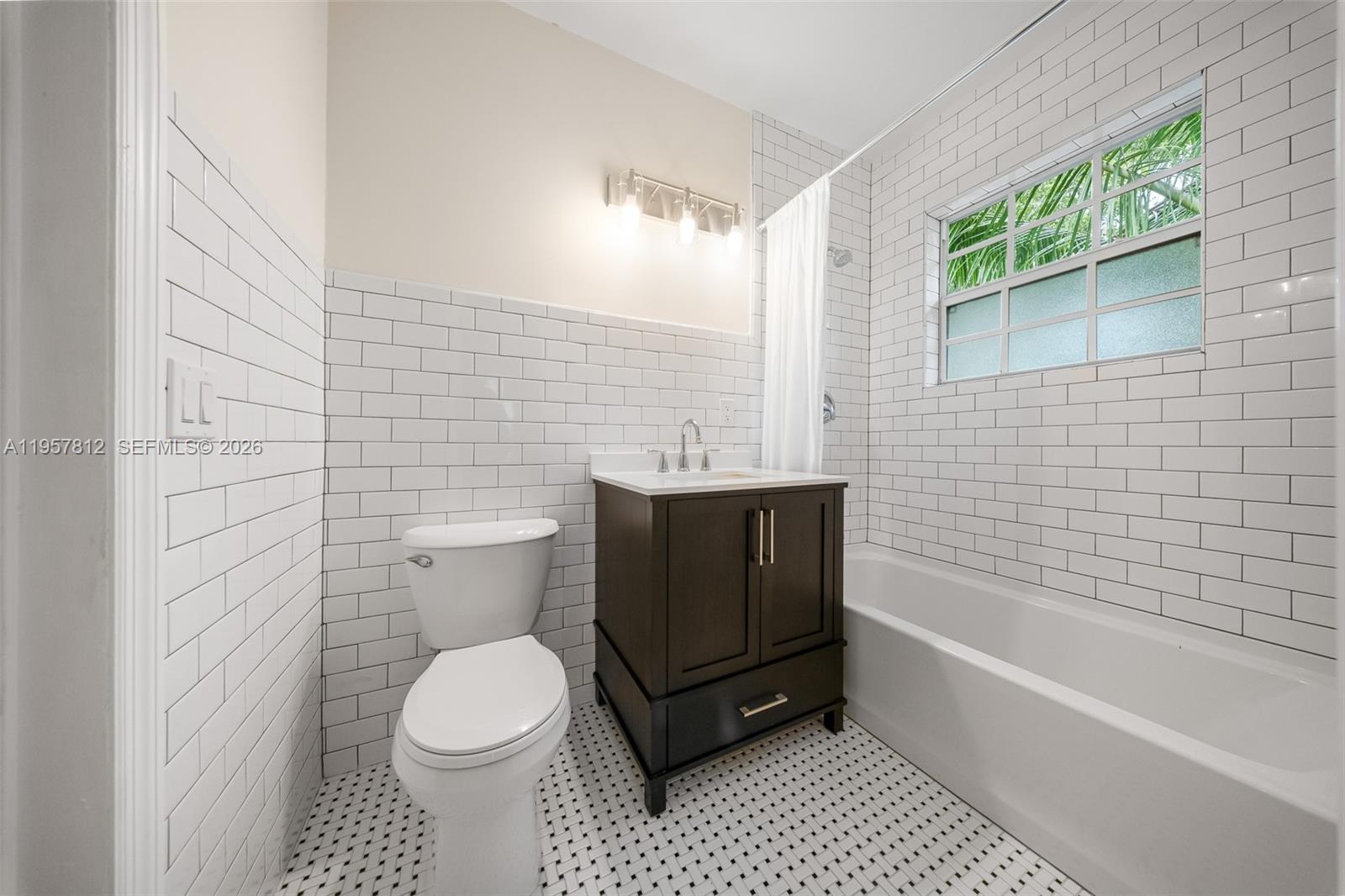 670 NE 56th St Miami, FL 33137