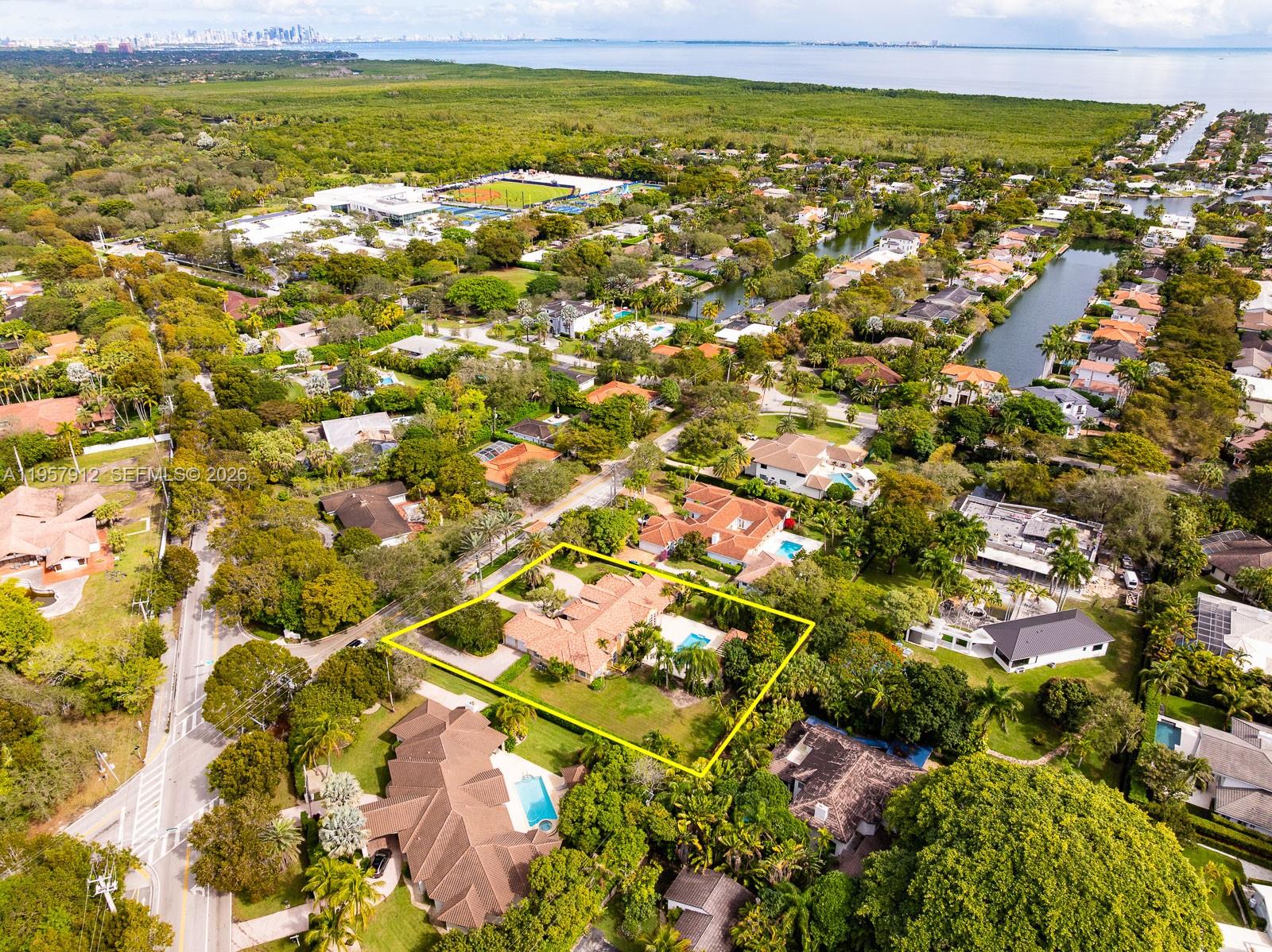 5770 SW 128th St Pinecrest, FL 33156