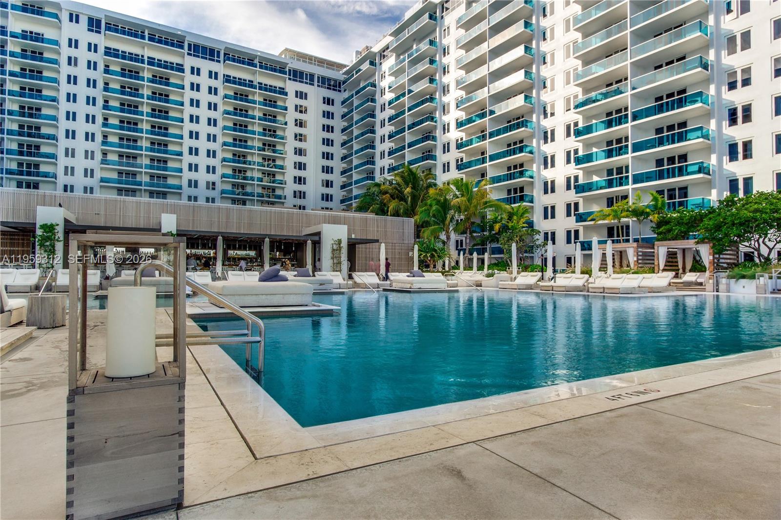 image 1 Hotel & Homes South Beach19