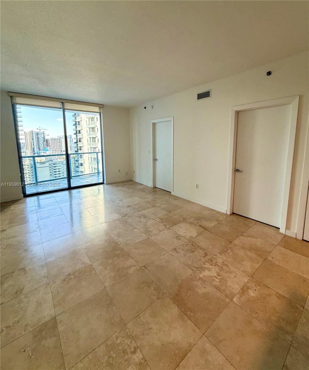 image 1060 Brickell - 106015