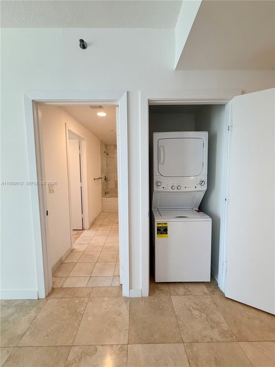 image 1060 Brickell - 106021