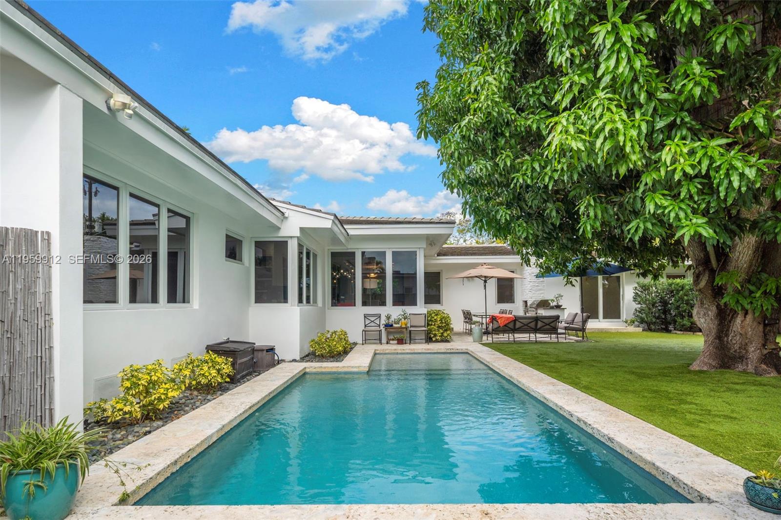 4595 N Jefferson Ave Miami Beach, FL 33140