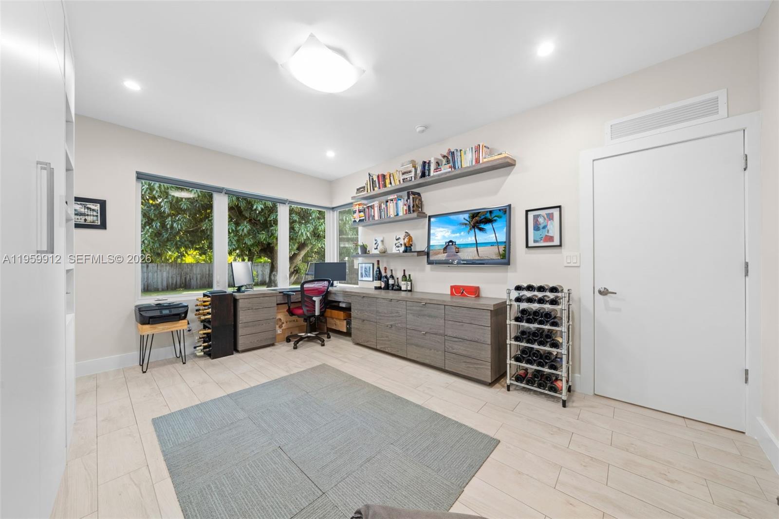 4595 N Jefferson Ave Miami Beach, FL 33140