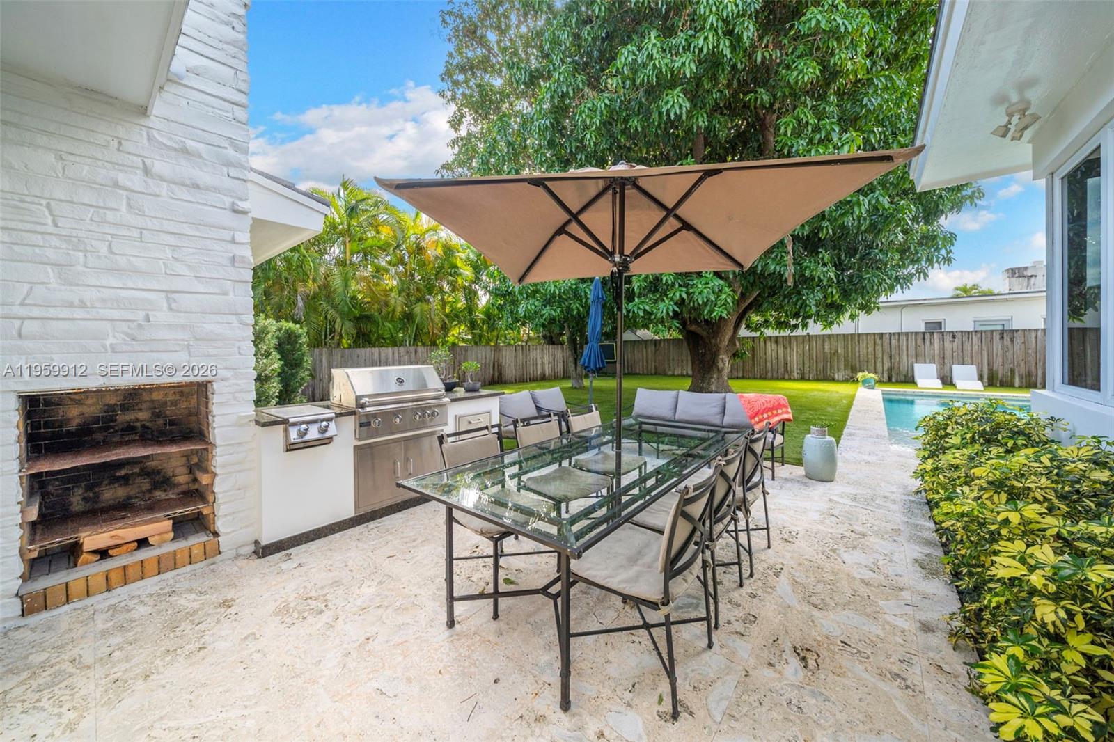 4595 N Jefferson Ave Miami Beach, FL 33140