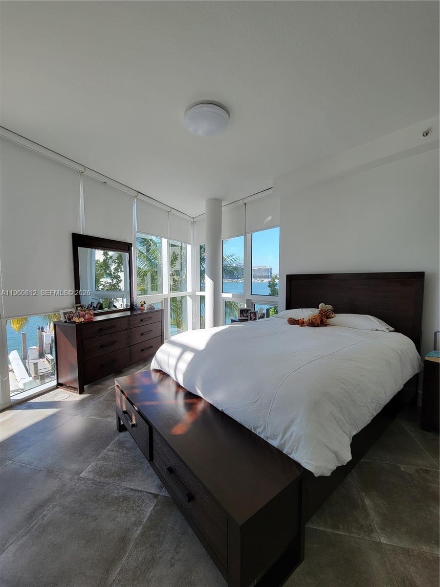 6580 Indian Crk Dr #209 Miami Beach, FL 33141