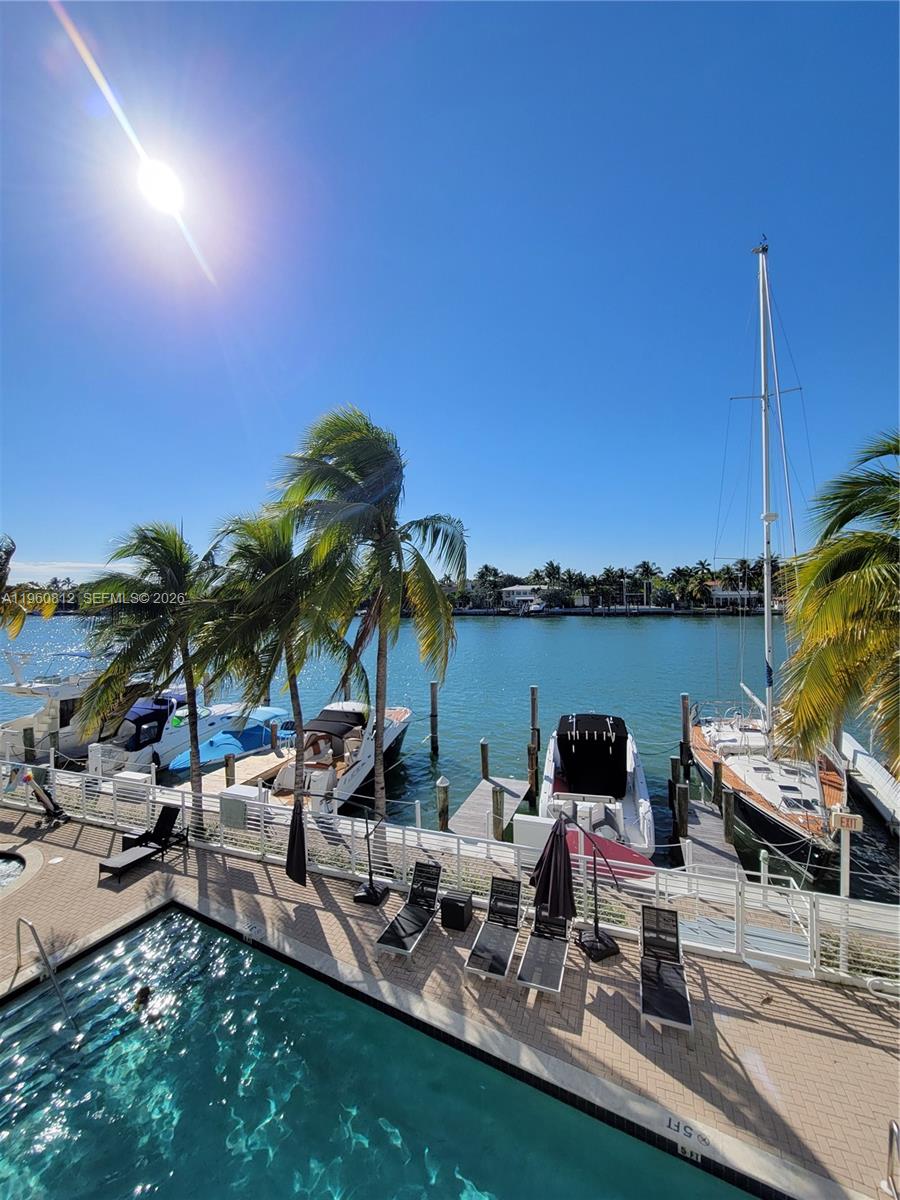 6580 Indian Crk Dr #209 Miami Beach, FL 33141