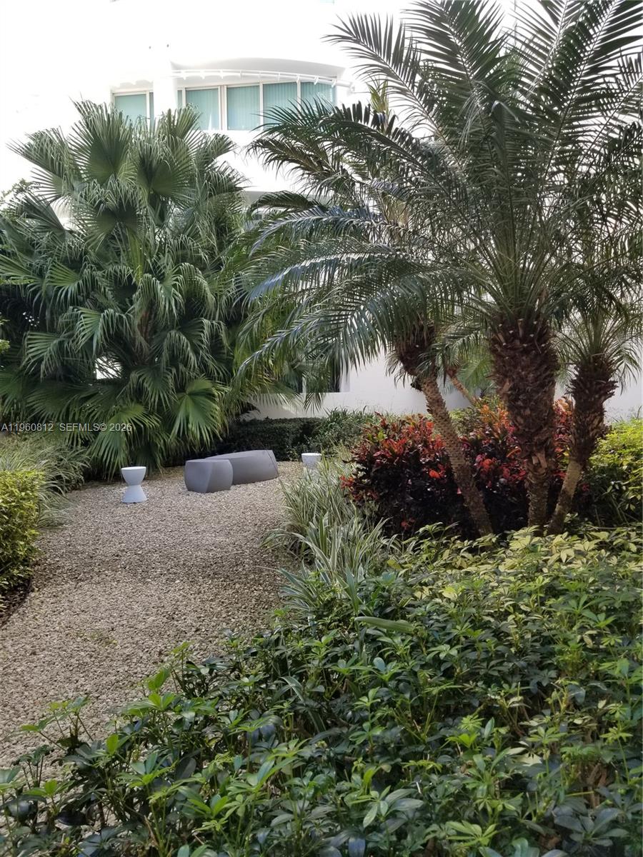 6580 Indian Crk Dr #209 Miami Beach, FL 33141