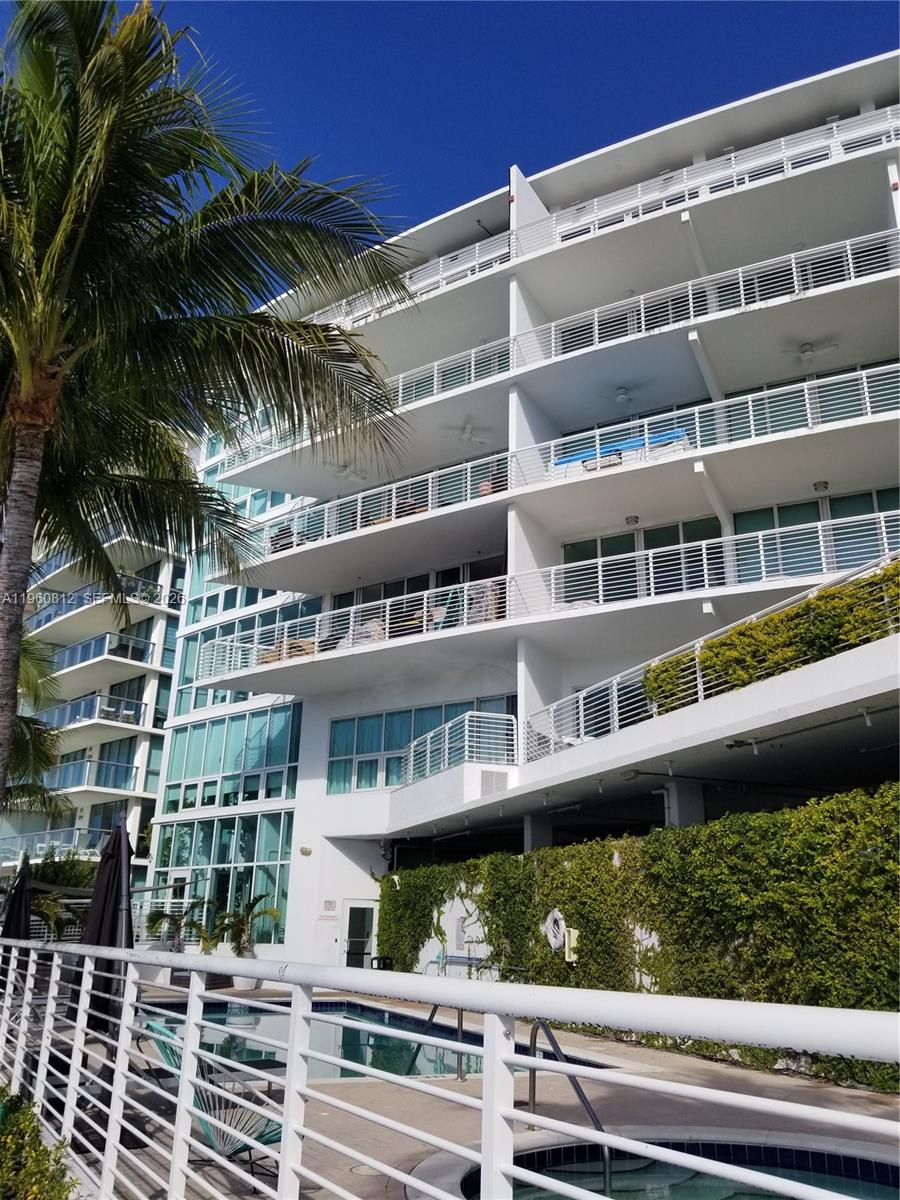 6580 Indian Crk Dr #209 Miami Beach, FL 33141