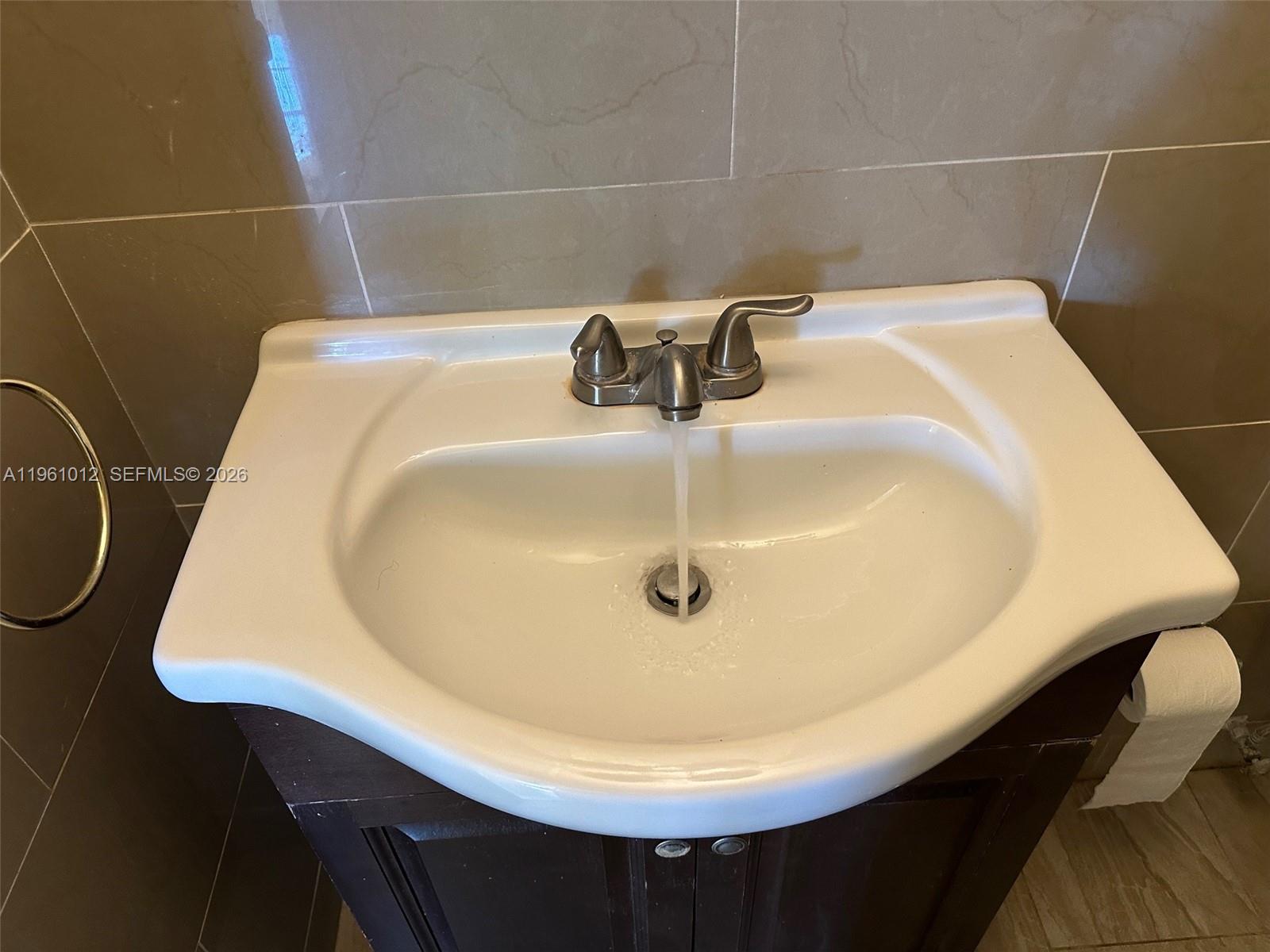 1655 NW 116th St #front Miami, FL 33167