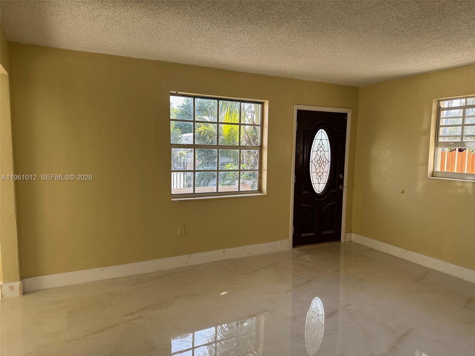 1655 NW 116th St #front Miami, FL 33167