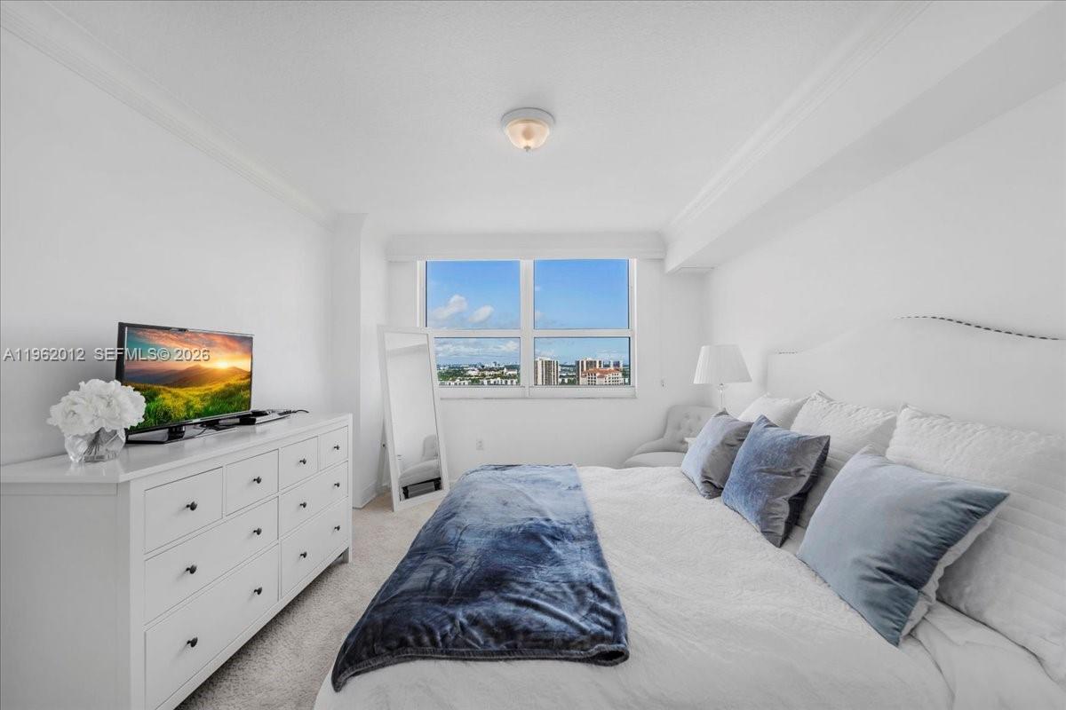 19501 W Country Clb Dr #2513 Aventura, FL 33180