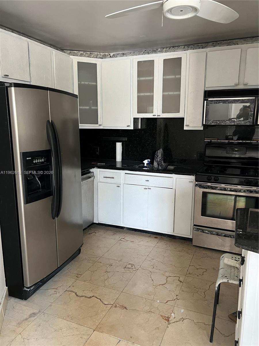 915 Jefferson Ave #4F Miami Beach, FL 33139