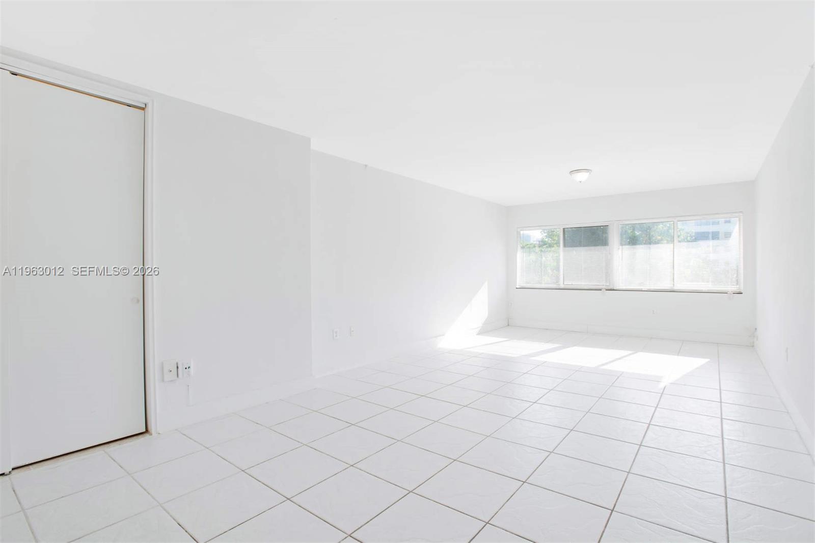 10001 W Bay Hbr Dr #208 Bay Harbor Islands, FL 33154