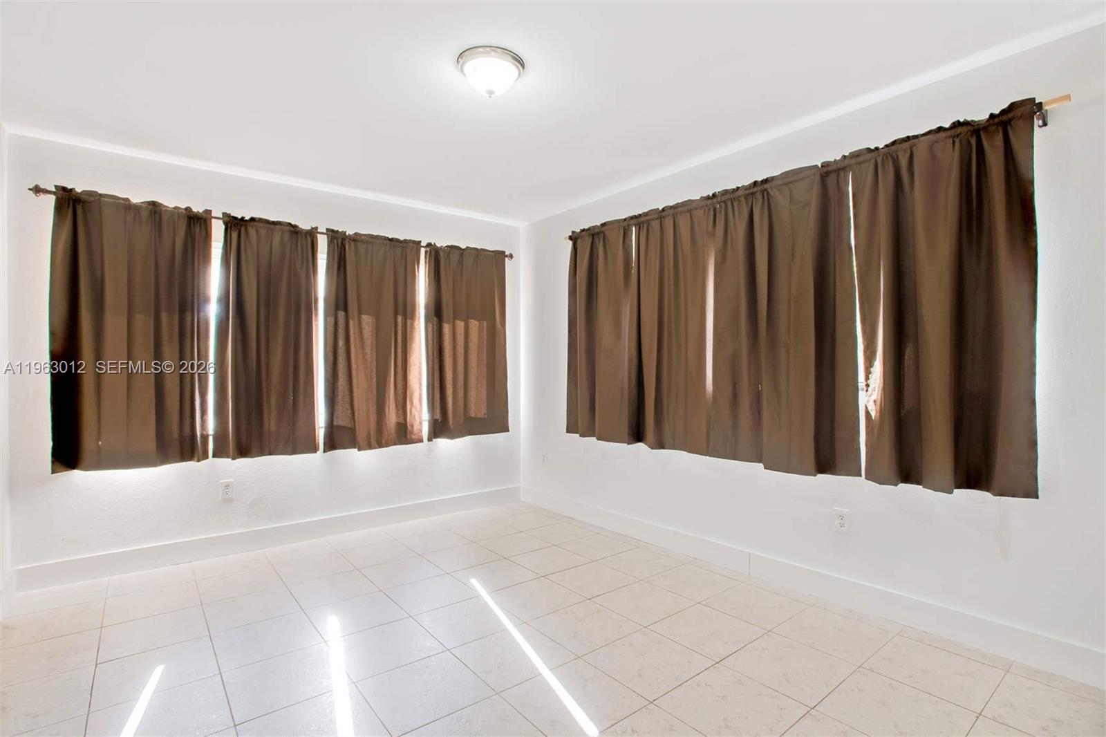 10001 W Bay Hbr Dr #208 Bay Harbor Islands, FL 33154