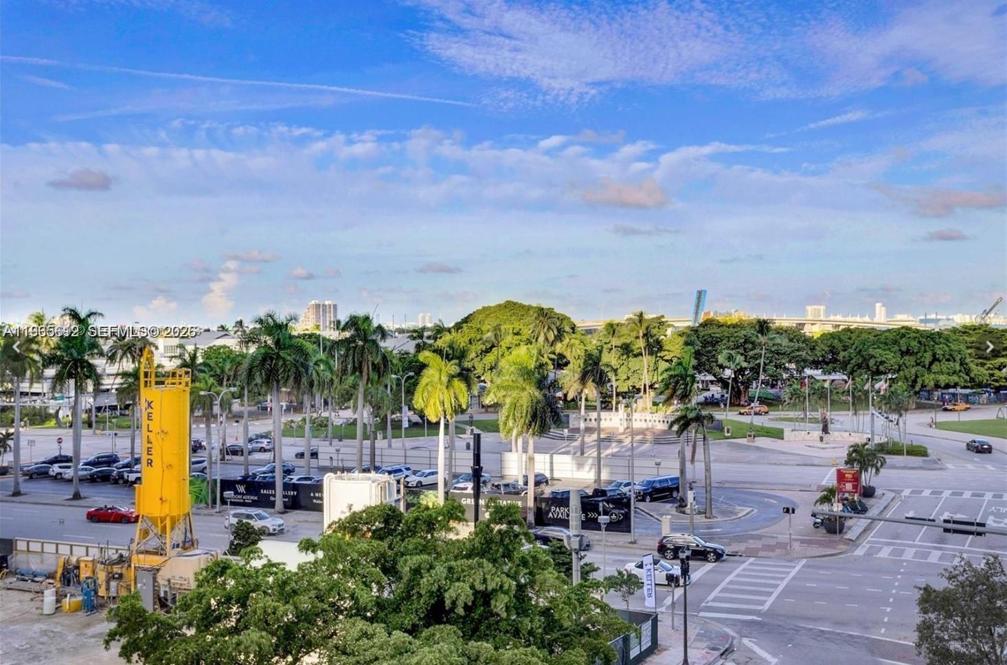 image Vizcayne North38