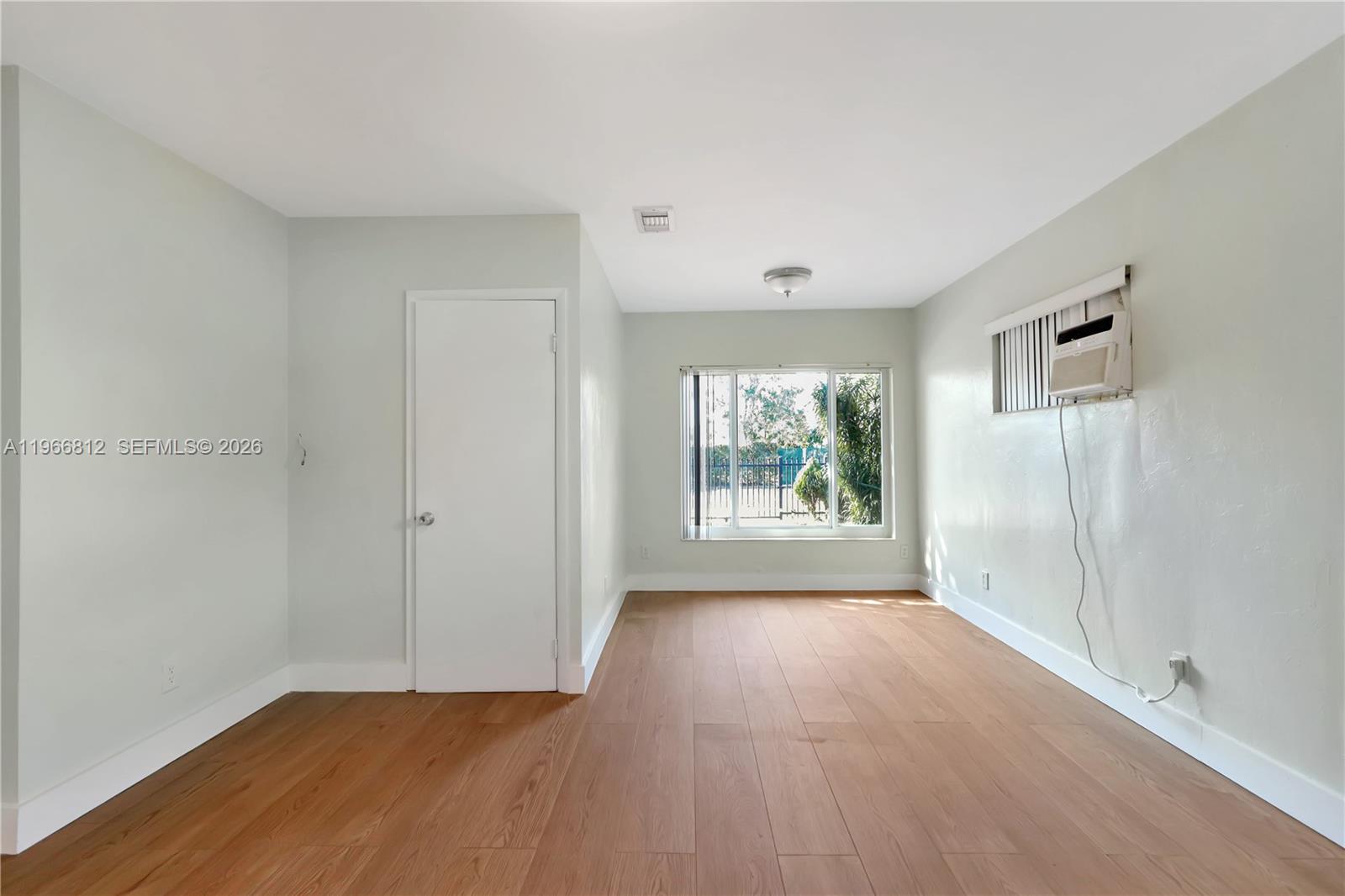 15264 SW 102nd Ct Miami, FL 33157