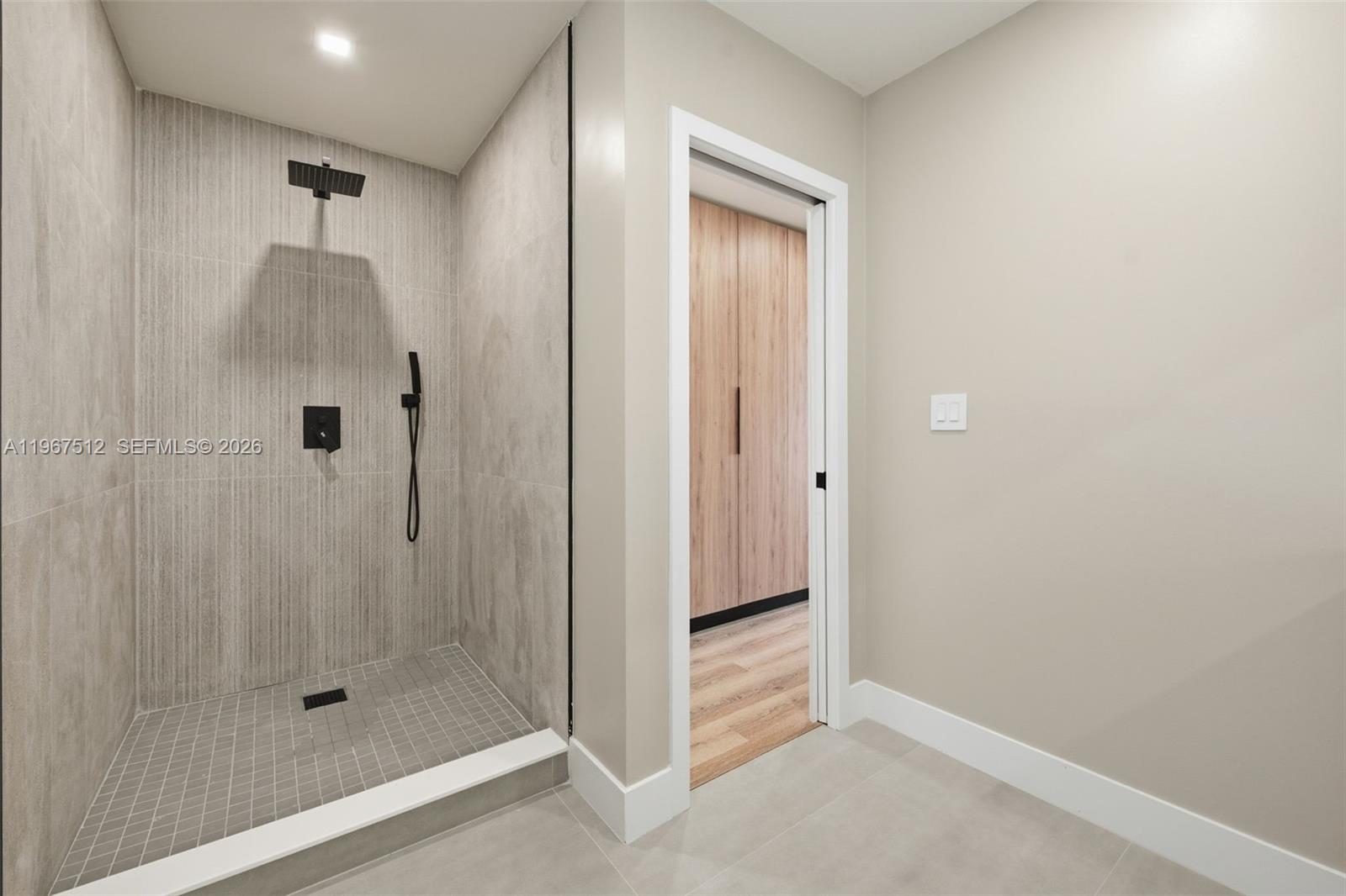 3021 SW 12th St Miami, FL 33135