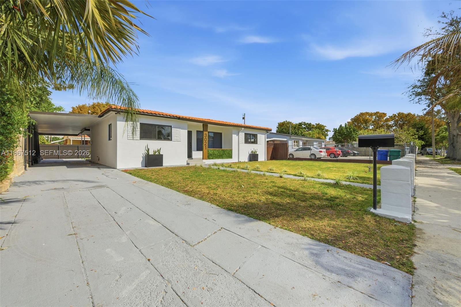 3021 SW 12th St Miami, FL 33135