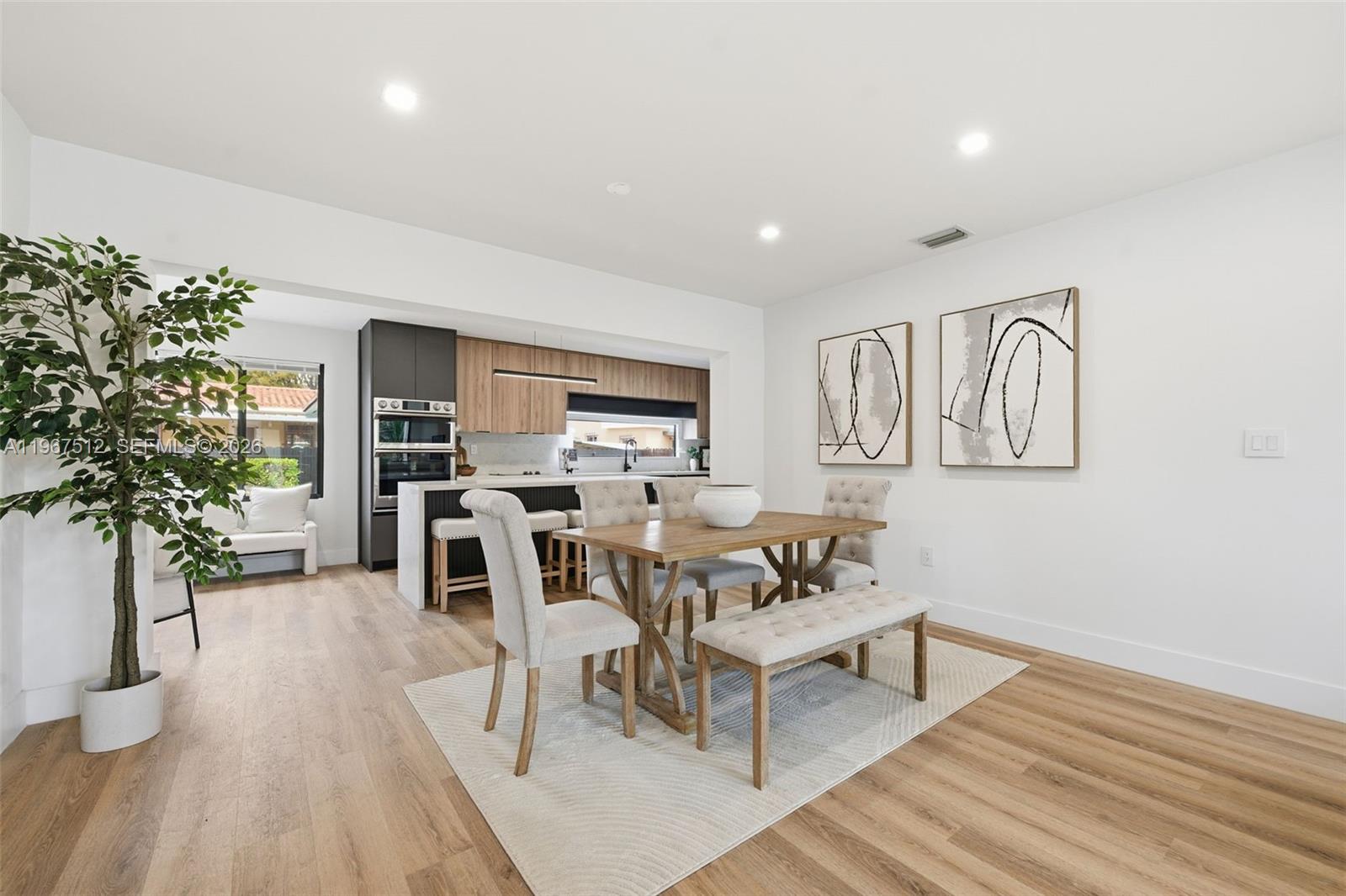 3021 SW 12th St Miami, FL 33135