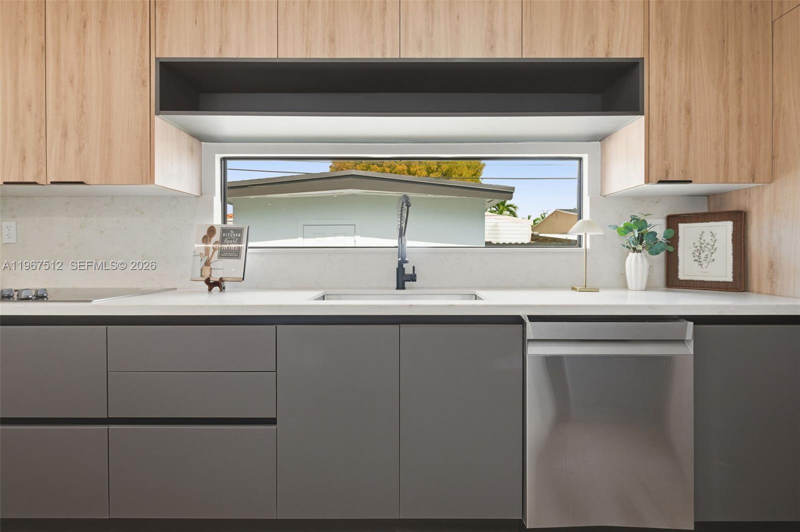 3021 SW 12th St Miami, FL 33135