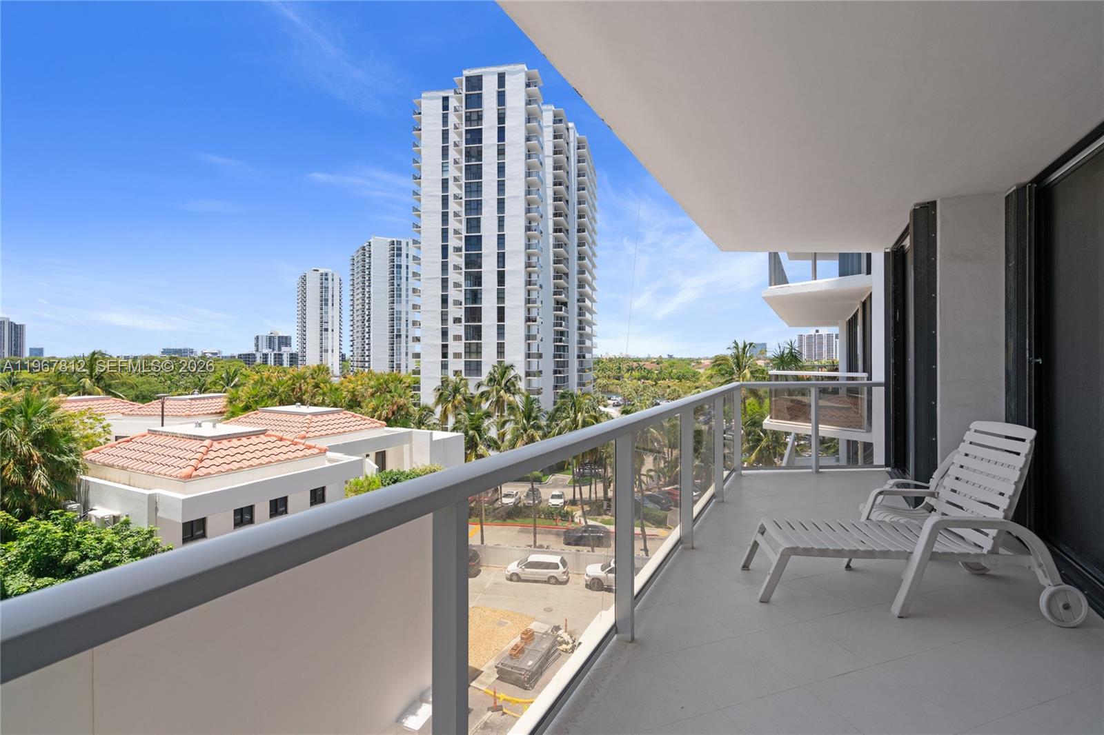 image Hamptons West20