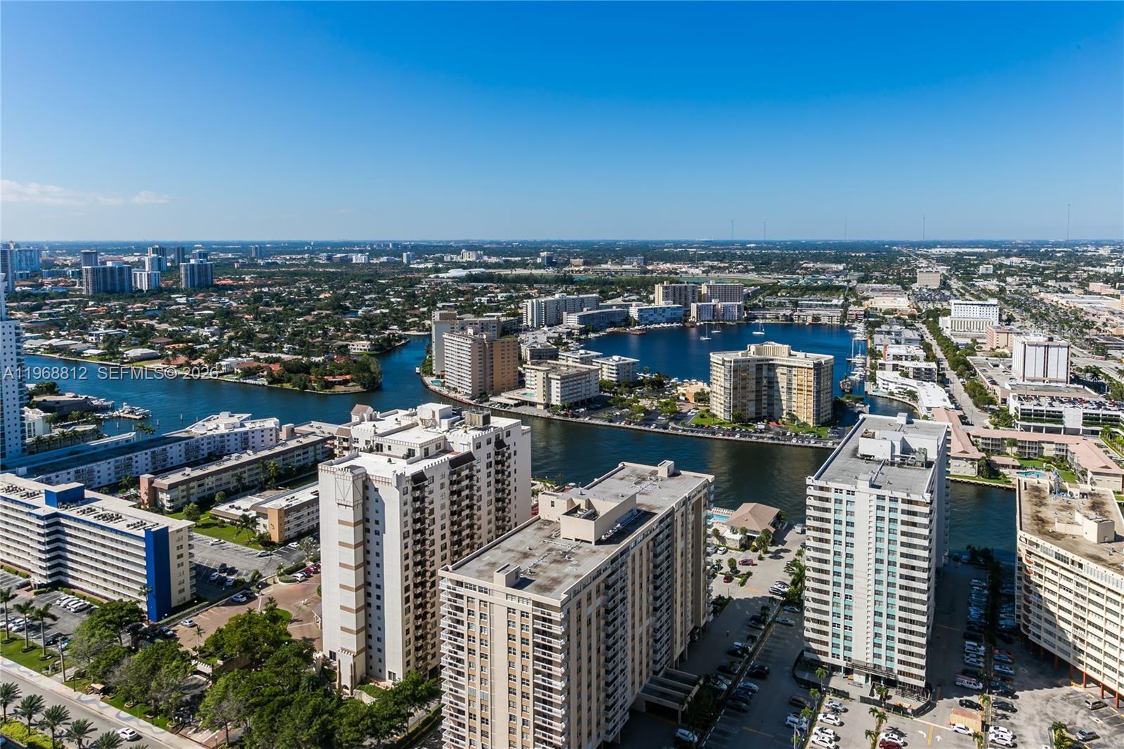 image Beach Club 218