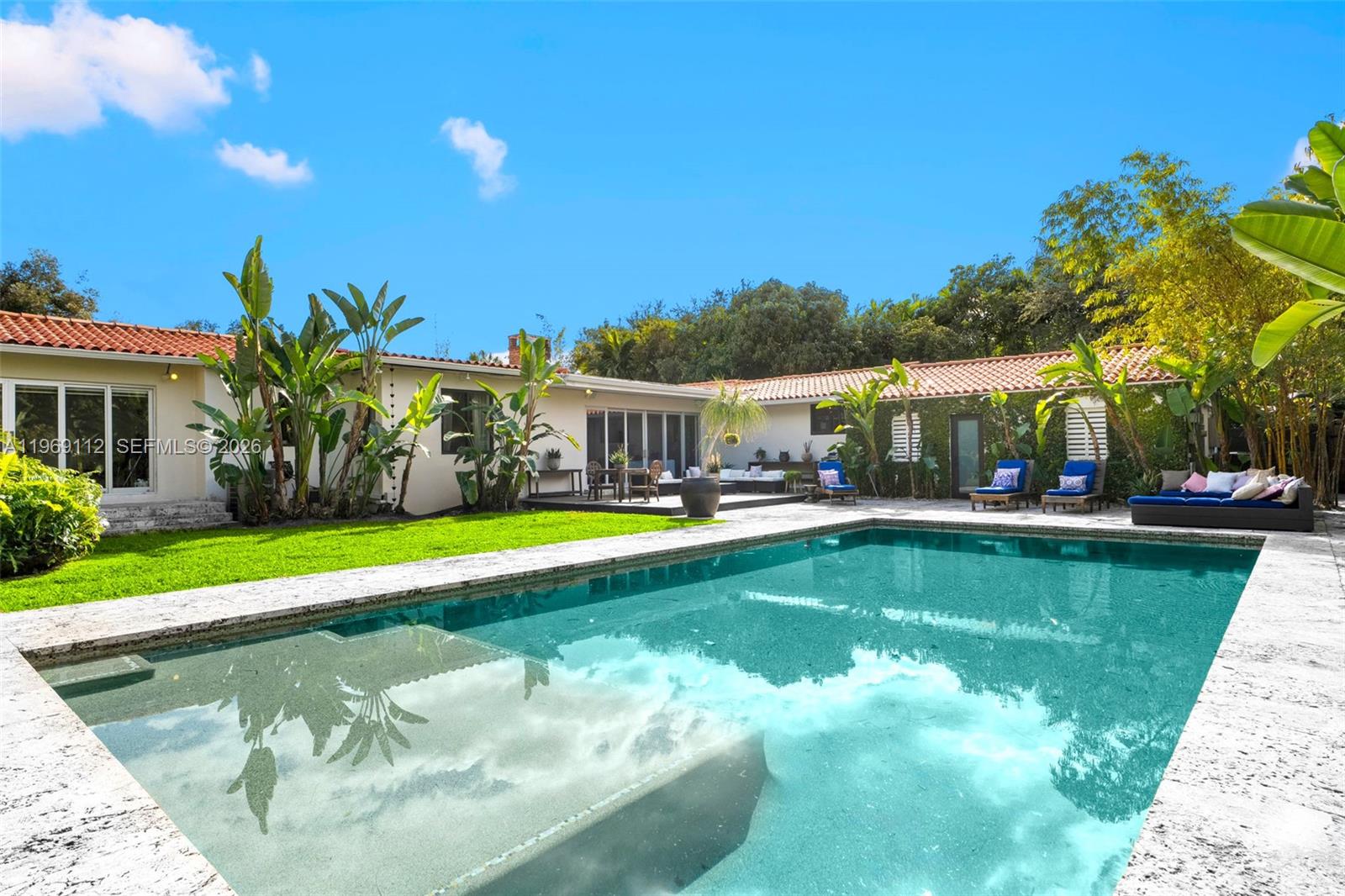 575 Hibiscus Ln Miami, FL 33137