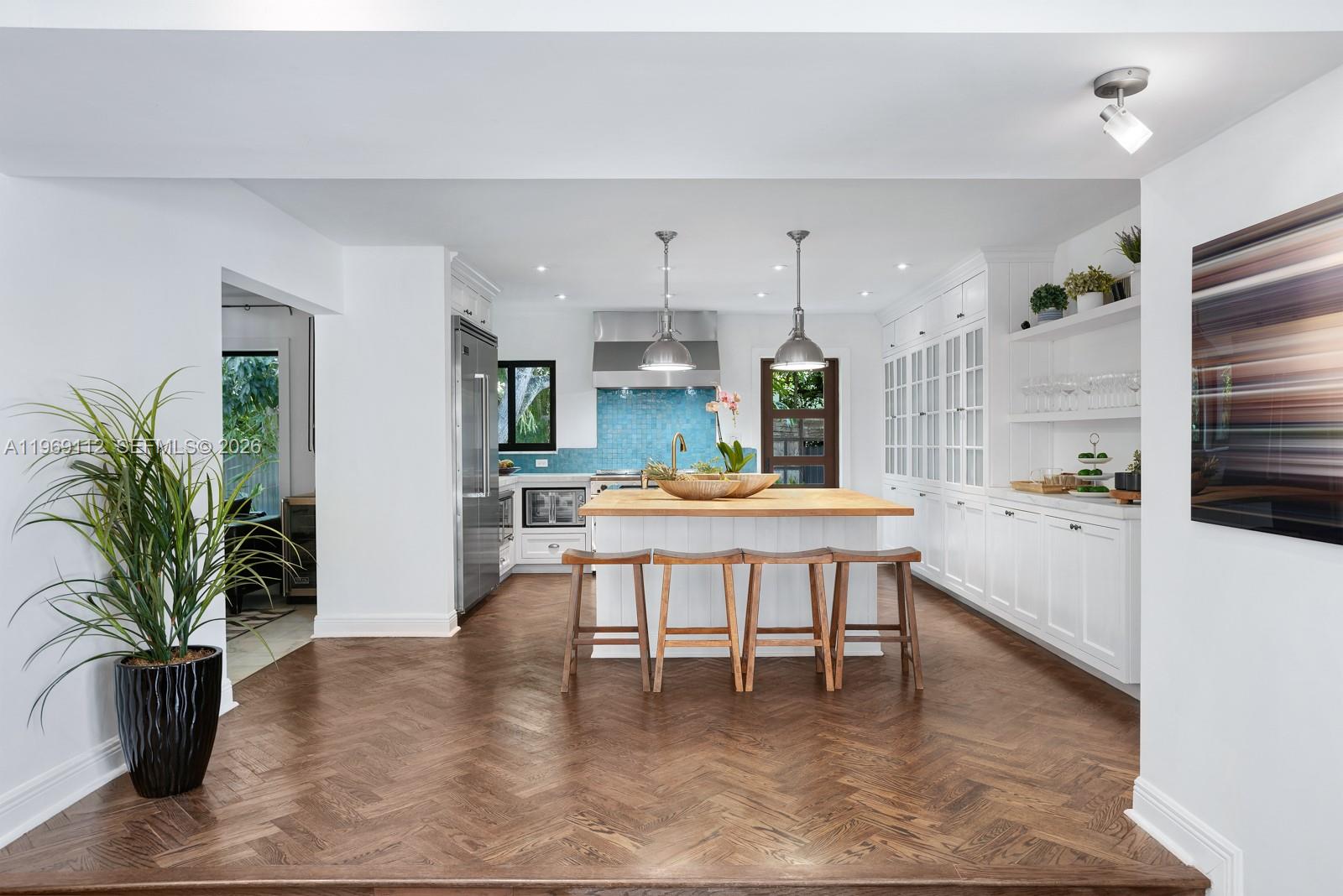 575 Hibiscus Ln Miami, FL 33137