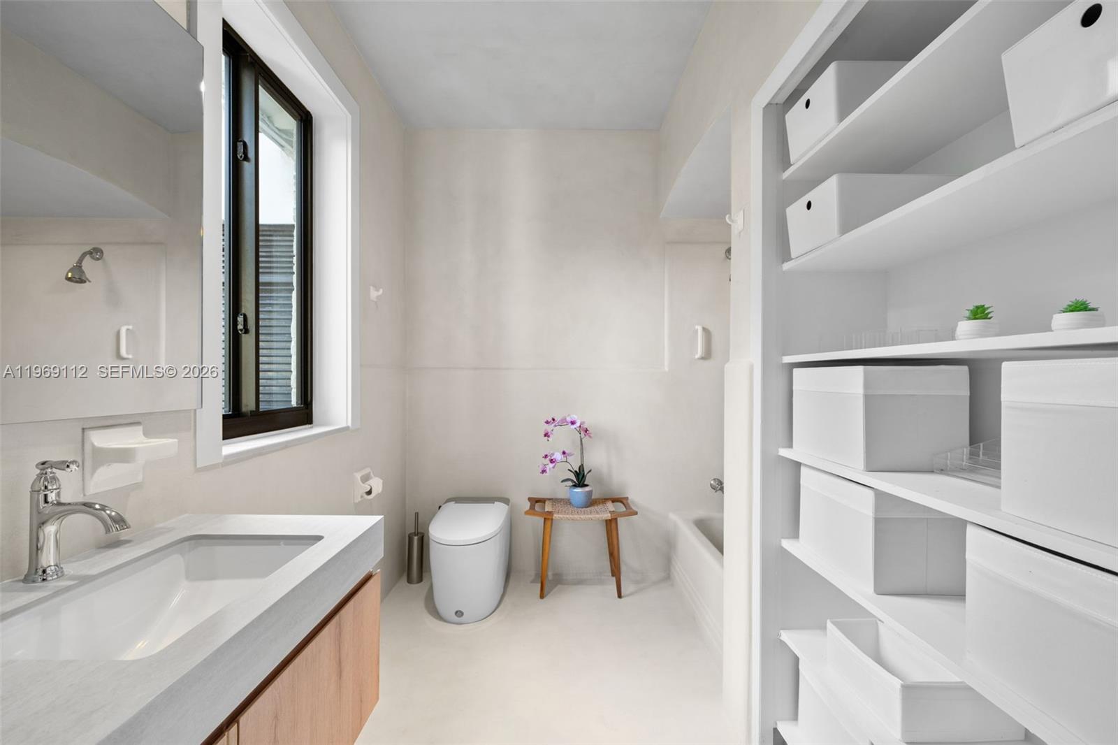 575 Hibiscus Ln Miami, FL 33137