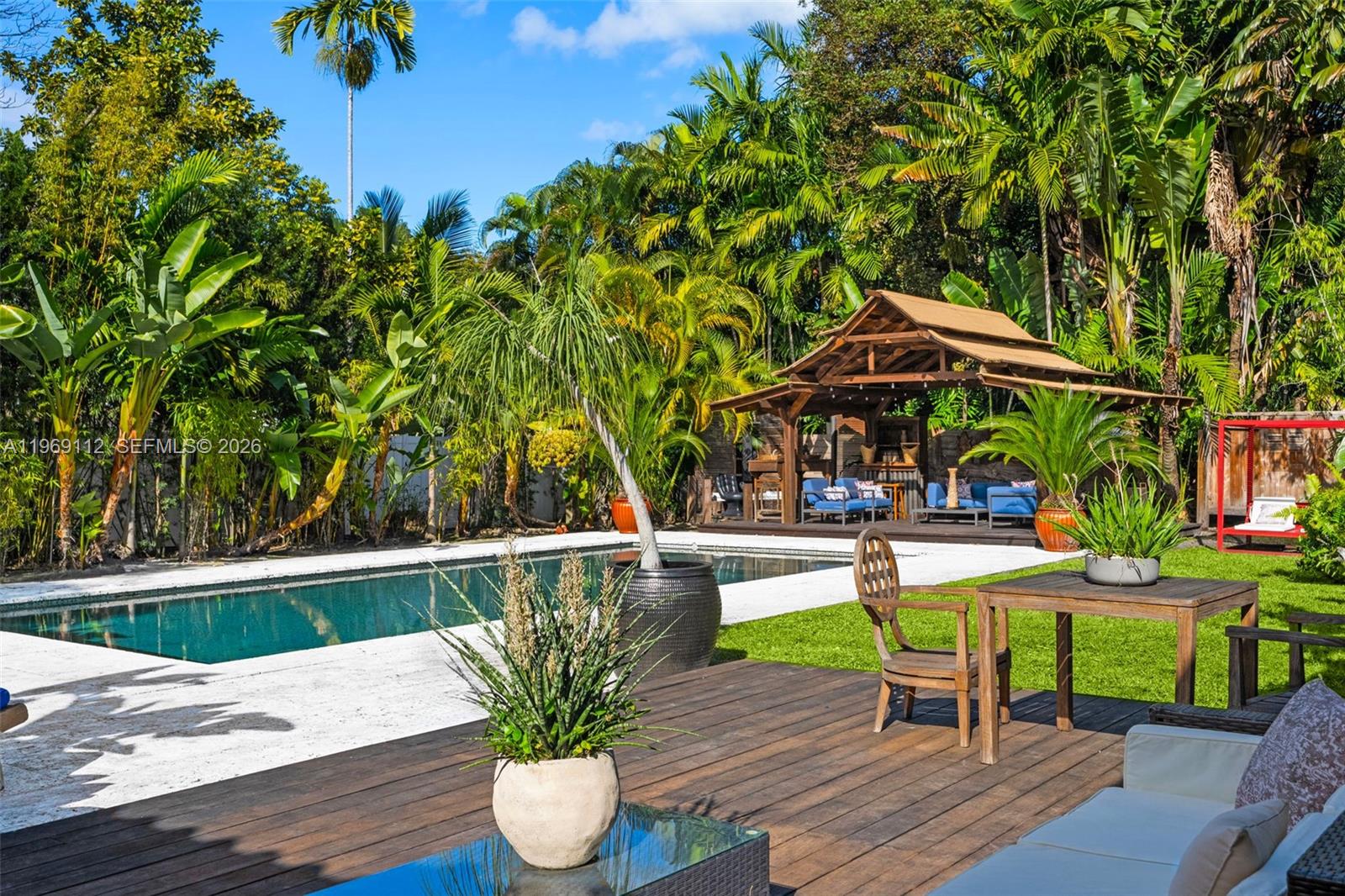 575 Hibiscus Ln Miami, FL 33137