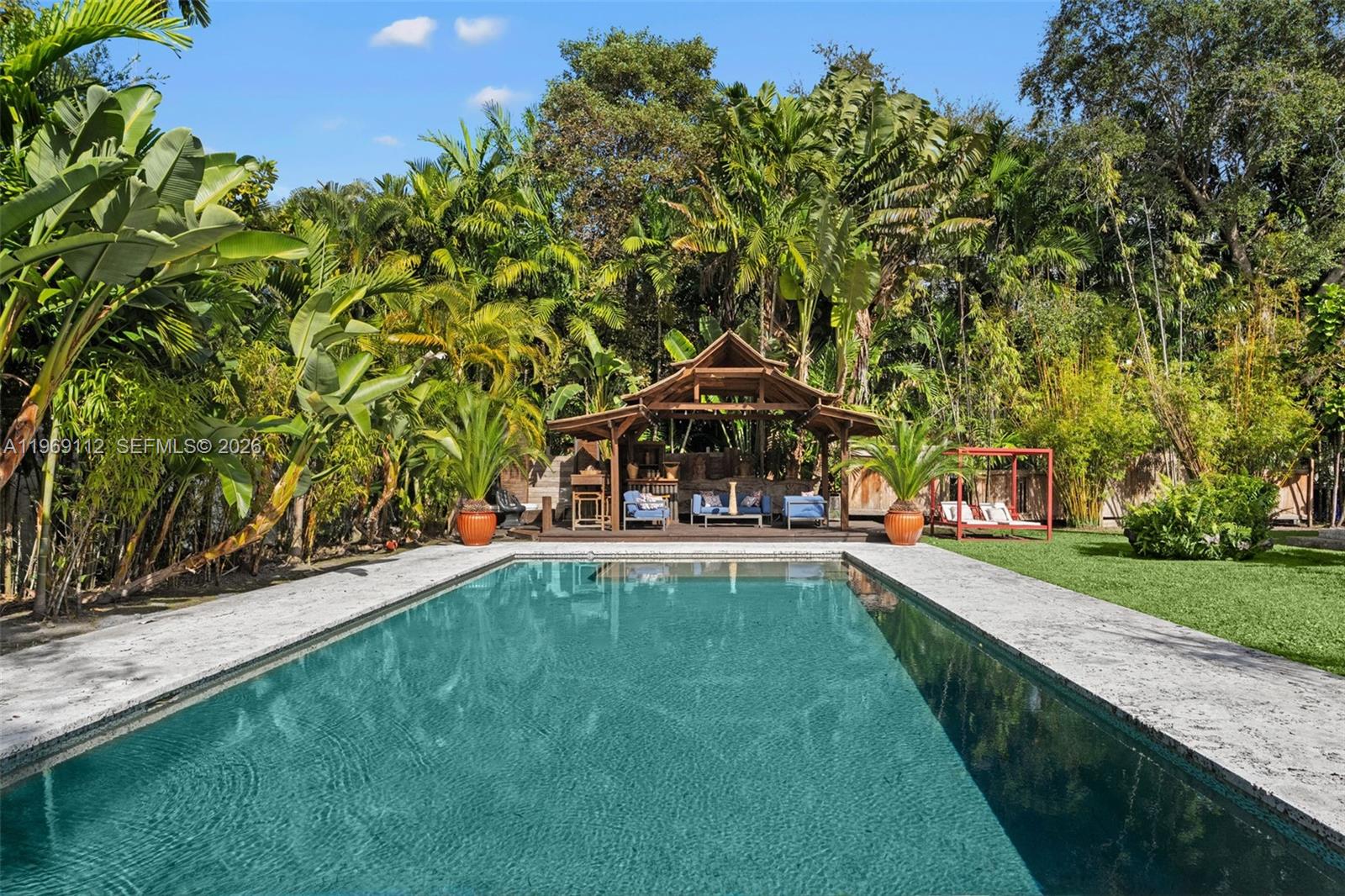 575 Hibiscus Ln Miami, FL 33137