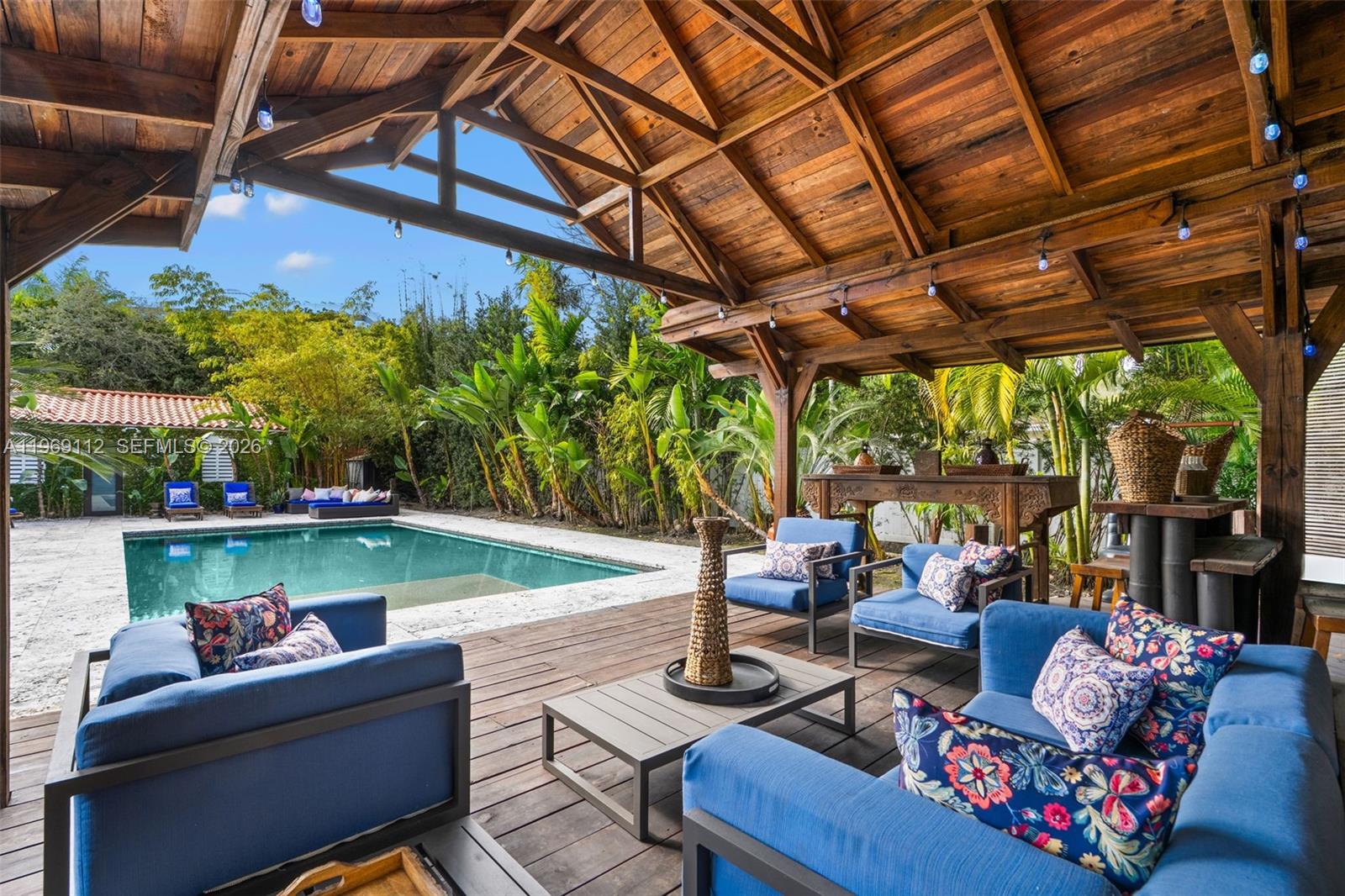 575 Hibiscus Ln Miami, FL 33137