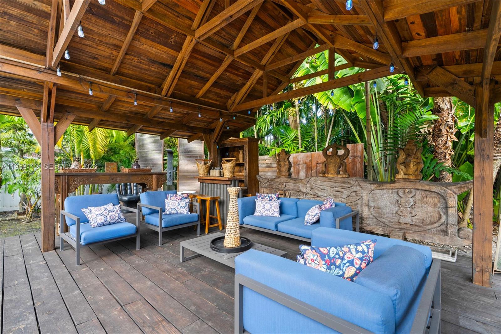 575 Hibiscus Ln Miami, FL 33137