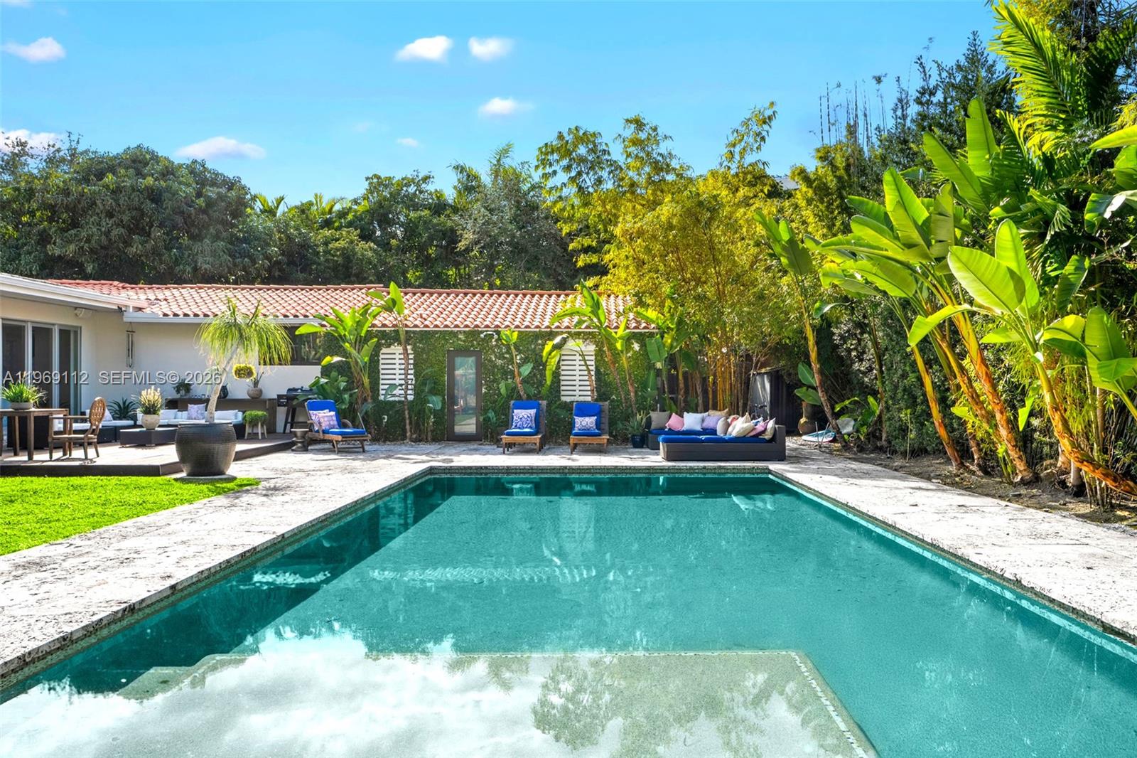 575 Hibiscus Ln Miami, FL 33137